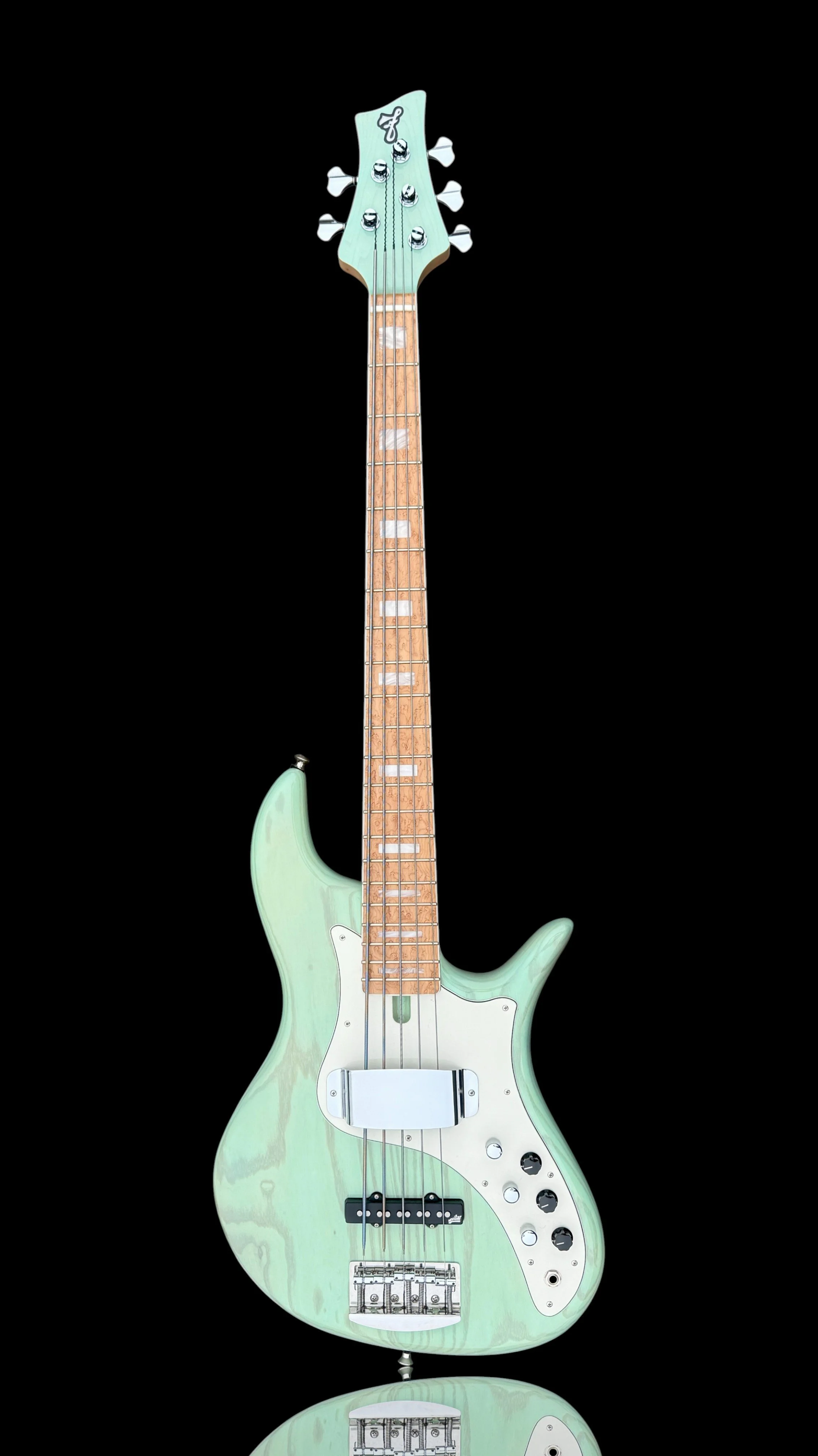 F Bass VF-5 FRONT HERO-Photoroom.jpg