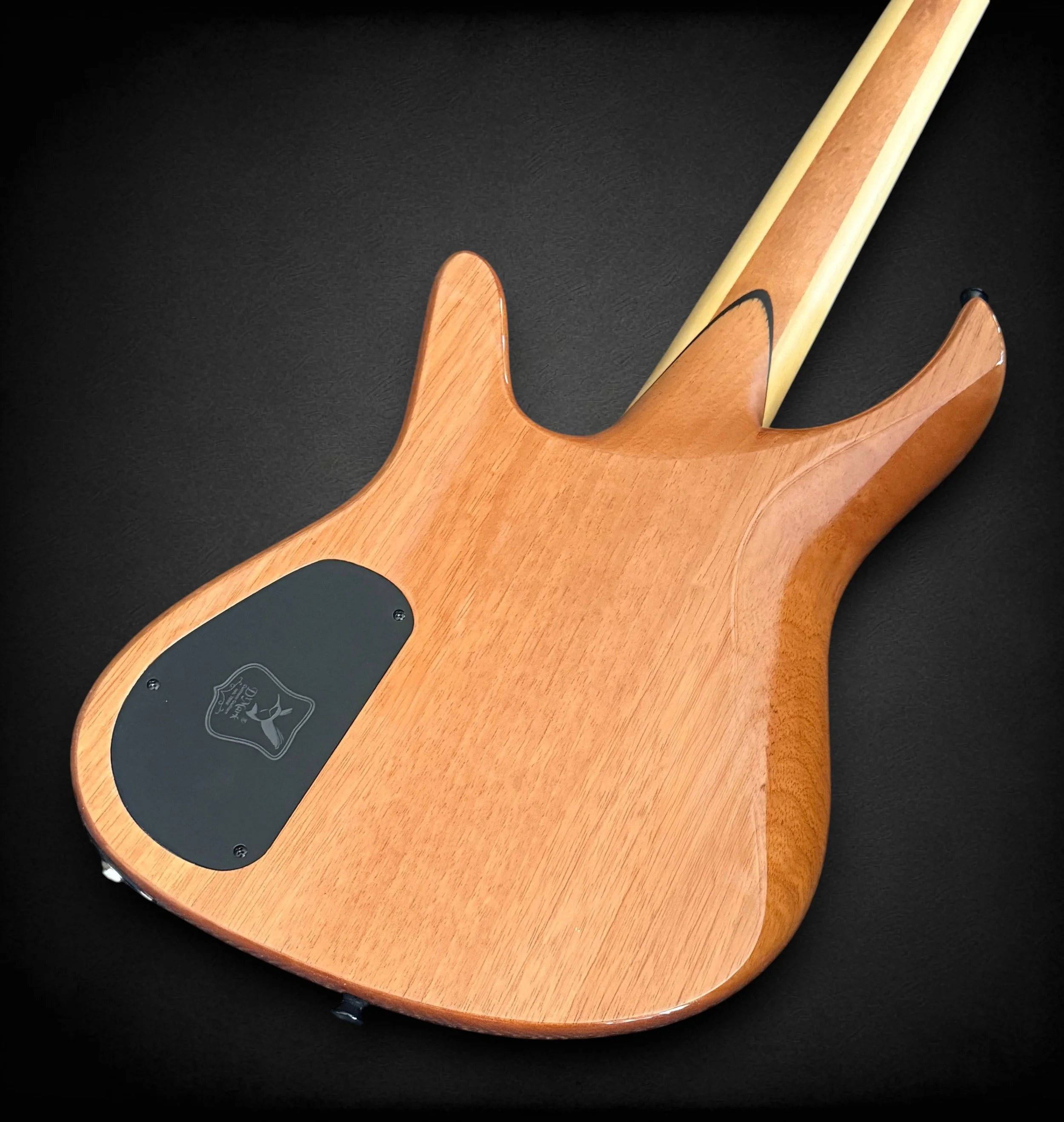 D'Mark Alpha 5 Antique Gold Marble BACK TR.jpg