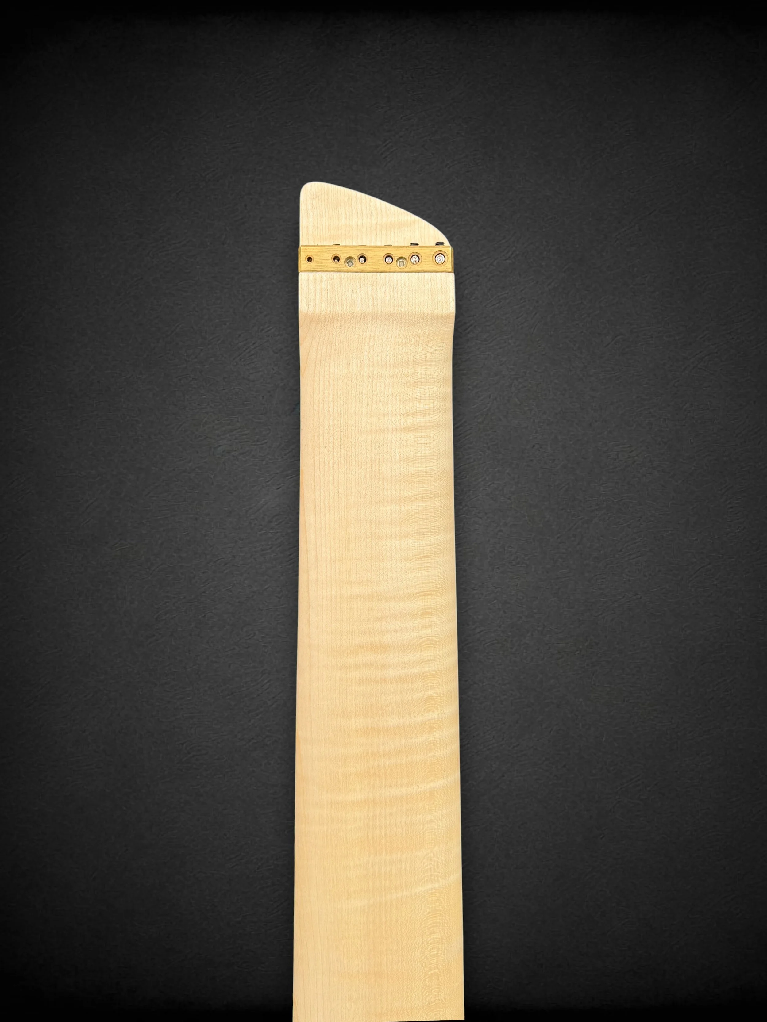 Fingy Bass Cosmic Multiscale 6 Red Wood BACK HEADSTOCK-Photoroom.jpg