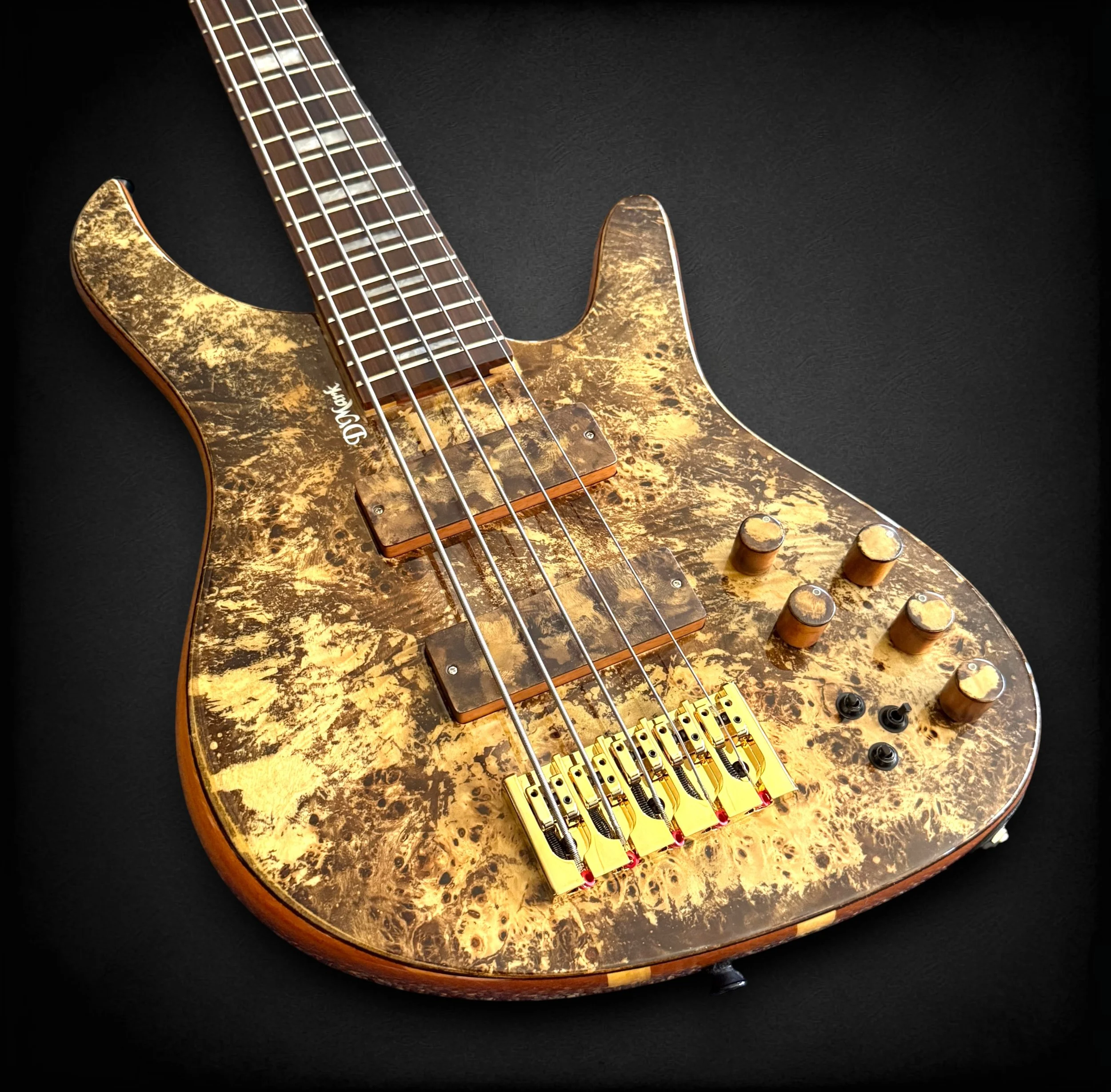 D'Mark Alpha 5 Antique Gold Marble FRONT TL.jpg