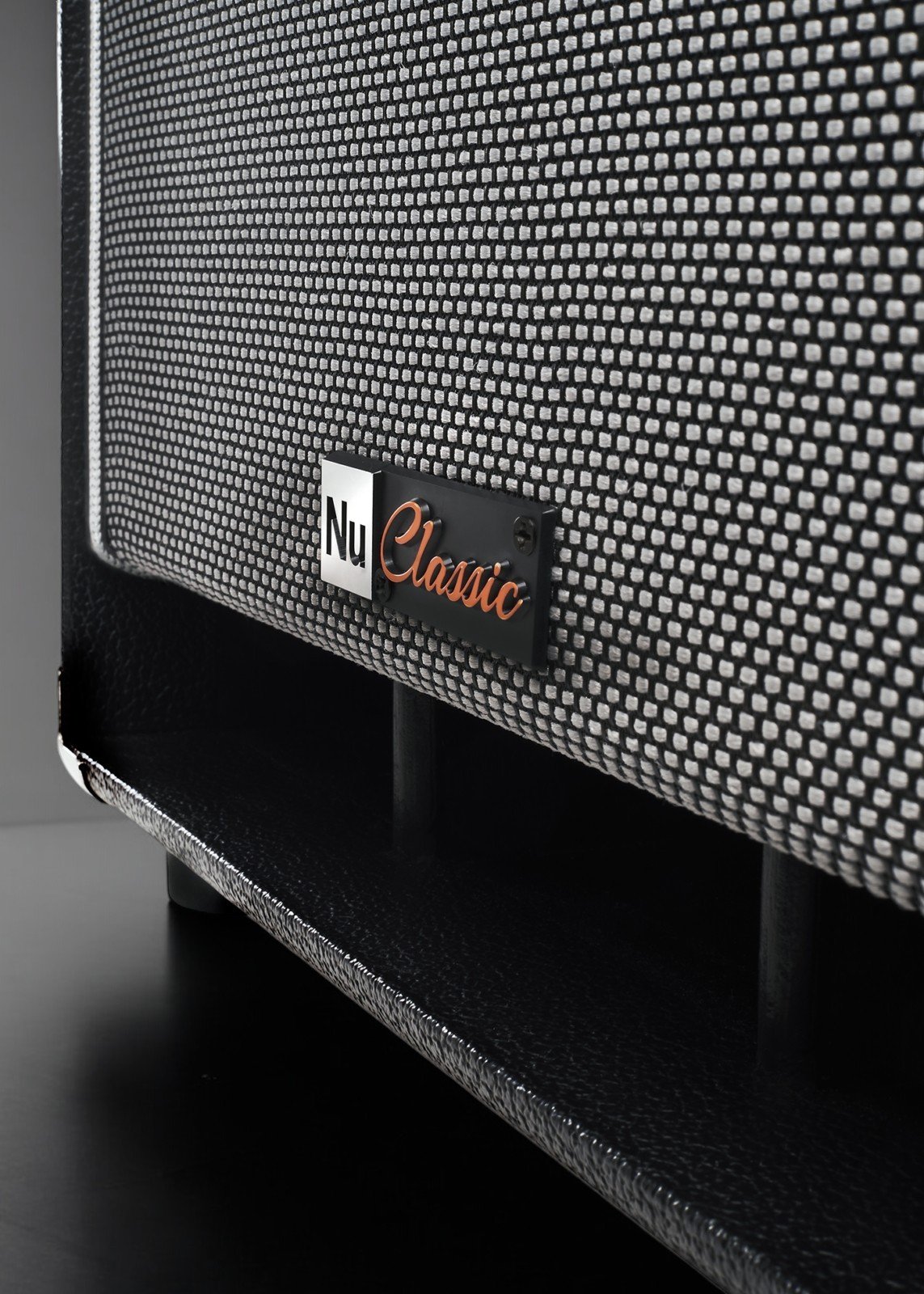 Genzler NC 210T PORT VIEW-Photoroom.jpg