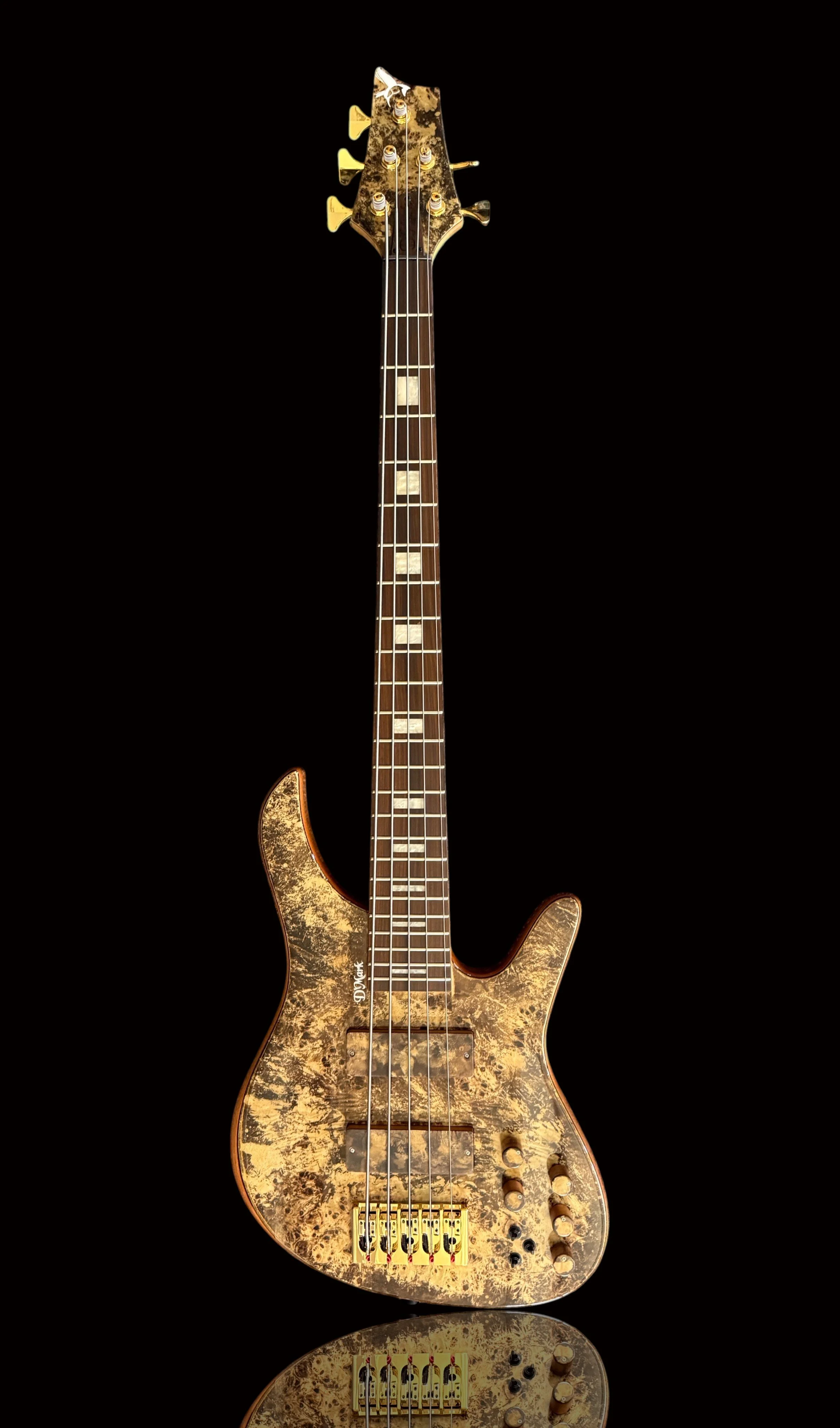 D'Mark Alpha 5 Antique Gols Marble with LEDS FRONT HERO.jpg