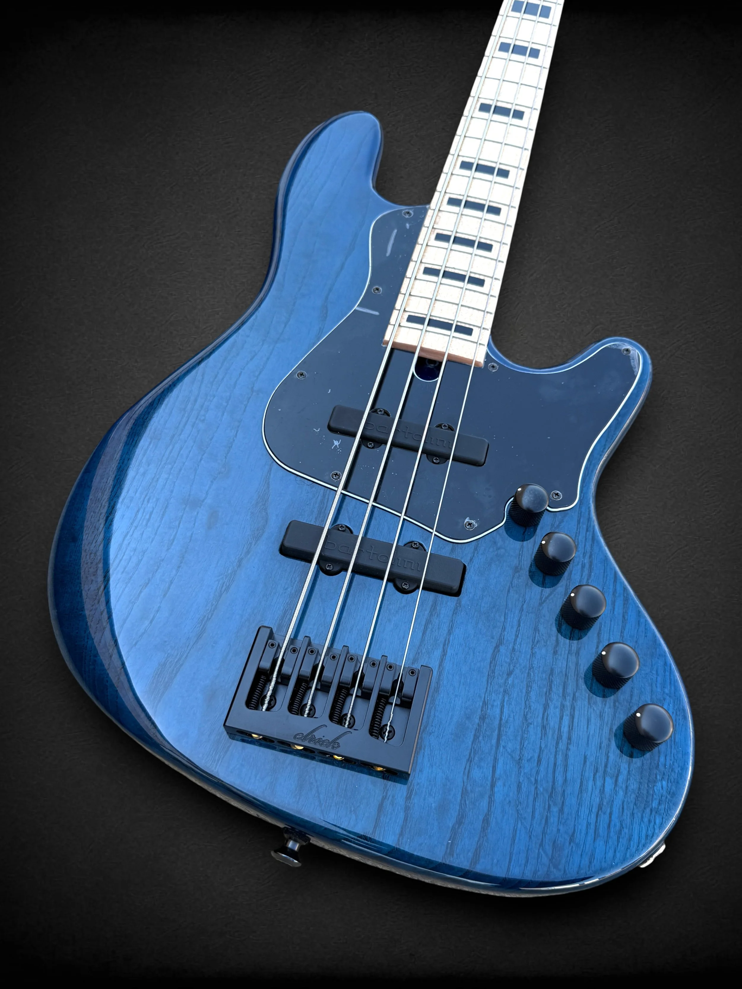 Elrick NJS 4 Transparent Blue 3020220 FRONT TR-Photoroom.jpg