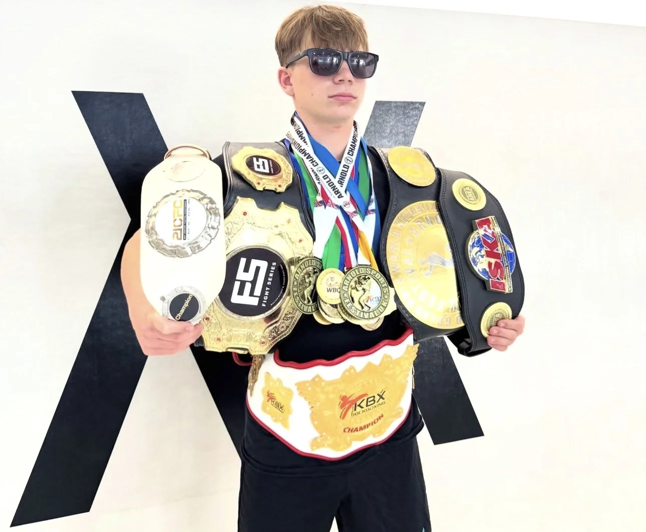 Kids Striking Kickboxing