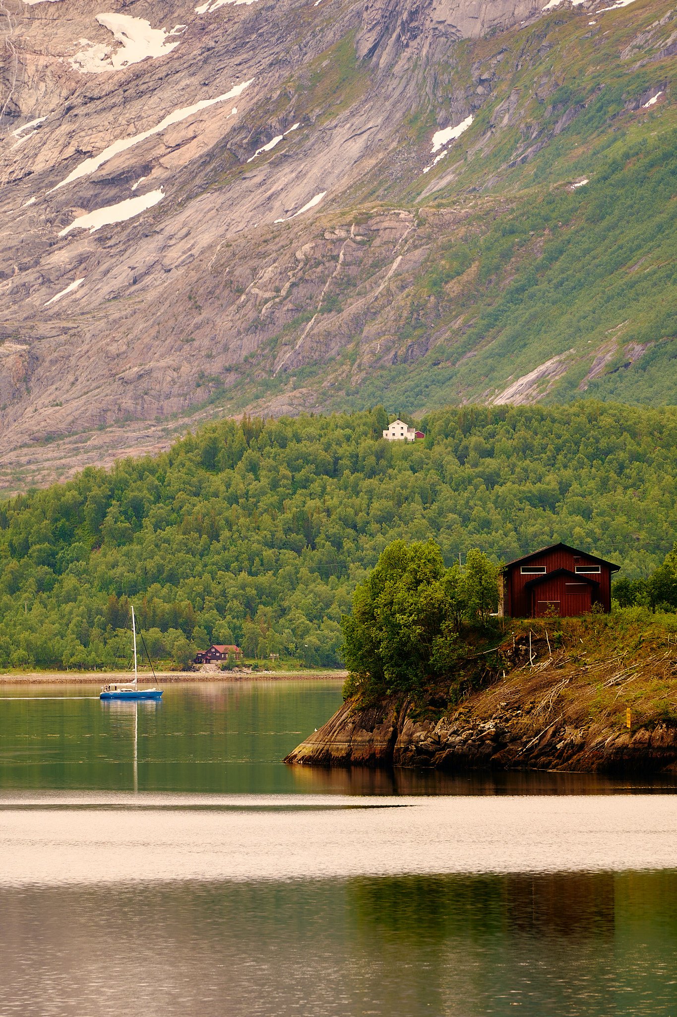 _DSC0156 2048 web 1.jpg