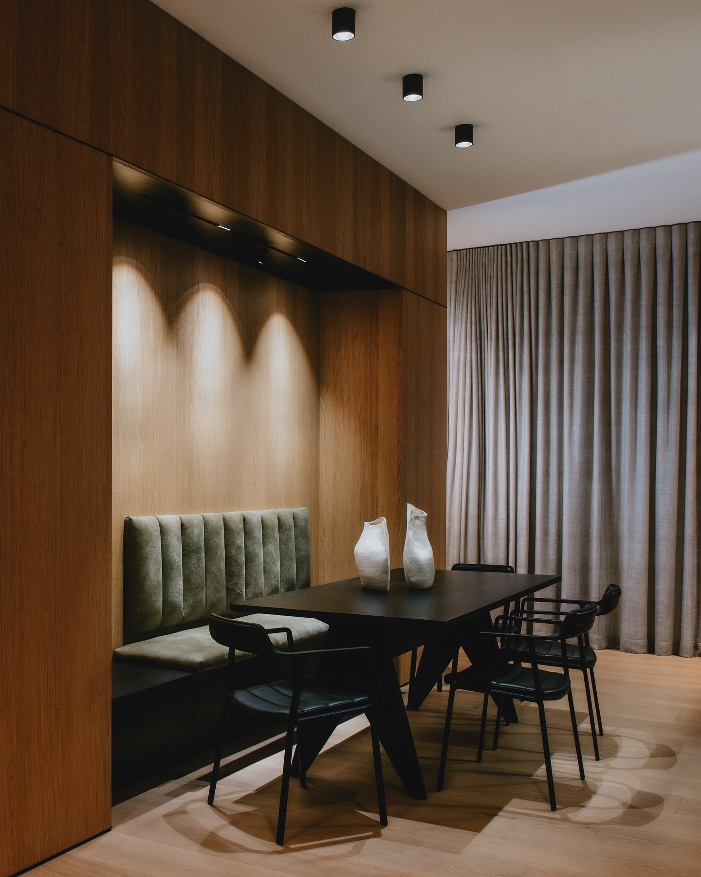 I&rsquo;ve had the chance to shoot the Beall Street project for @minarik_architecture &amp; @savdeinc. I love spending time in these spaces. Remember what we said about people that see space as art. Oh, yes. This team. 

@westernhomejournal recently 