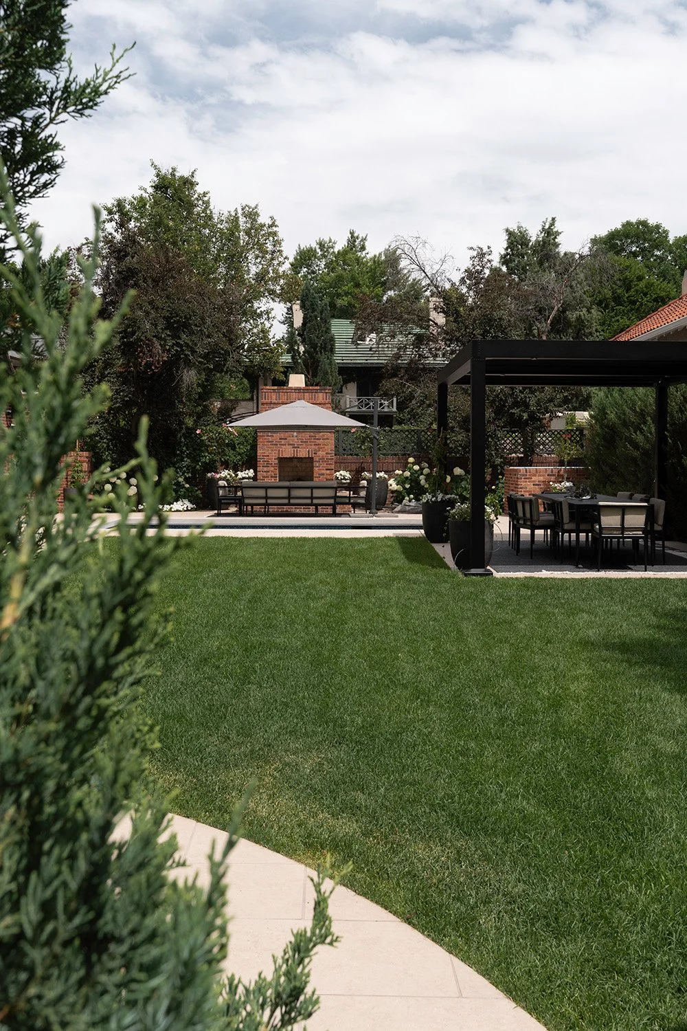 Studio Thomas Colorado high end interior architecture no 026 exterior backyard outdoor fireplace pool