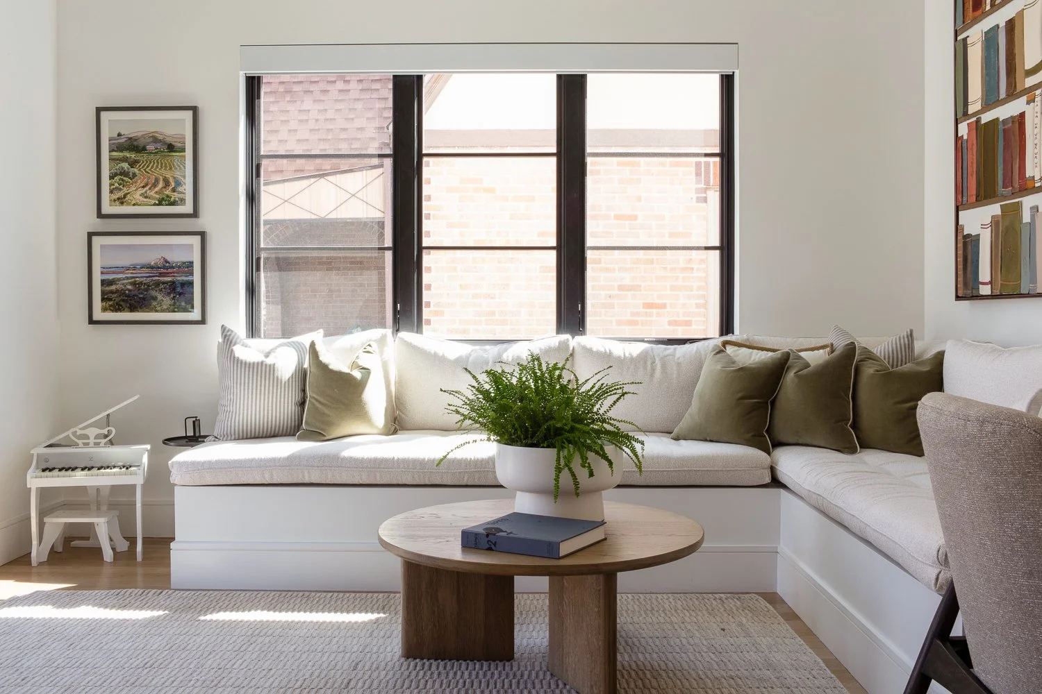 Studio Thomas Denver bespoke interior architecture no 013 nook custom banquet artwork pillows