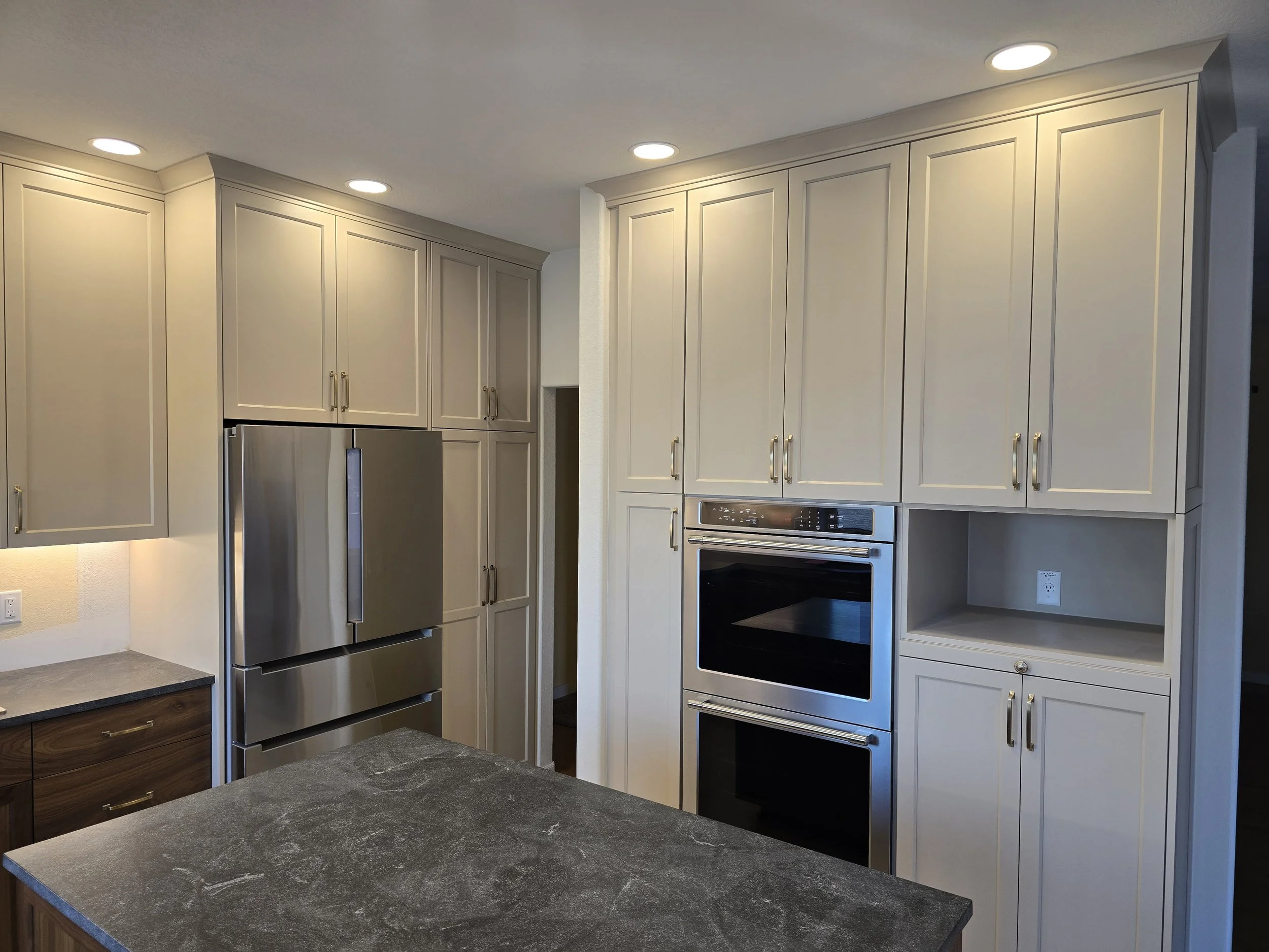 CB 1 Kitchen 4.jpg