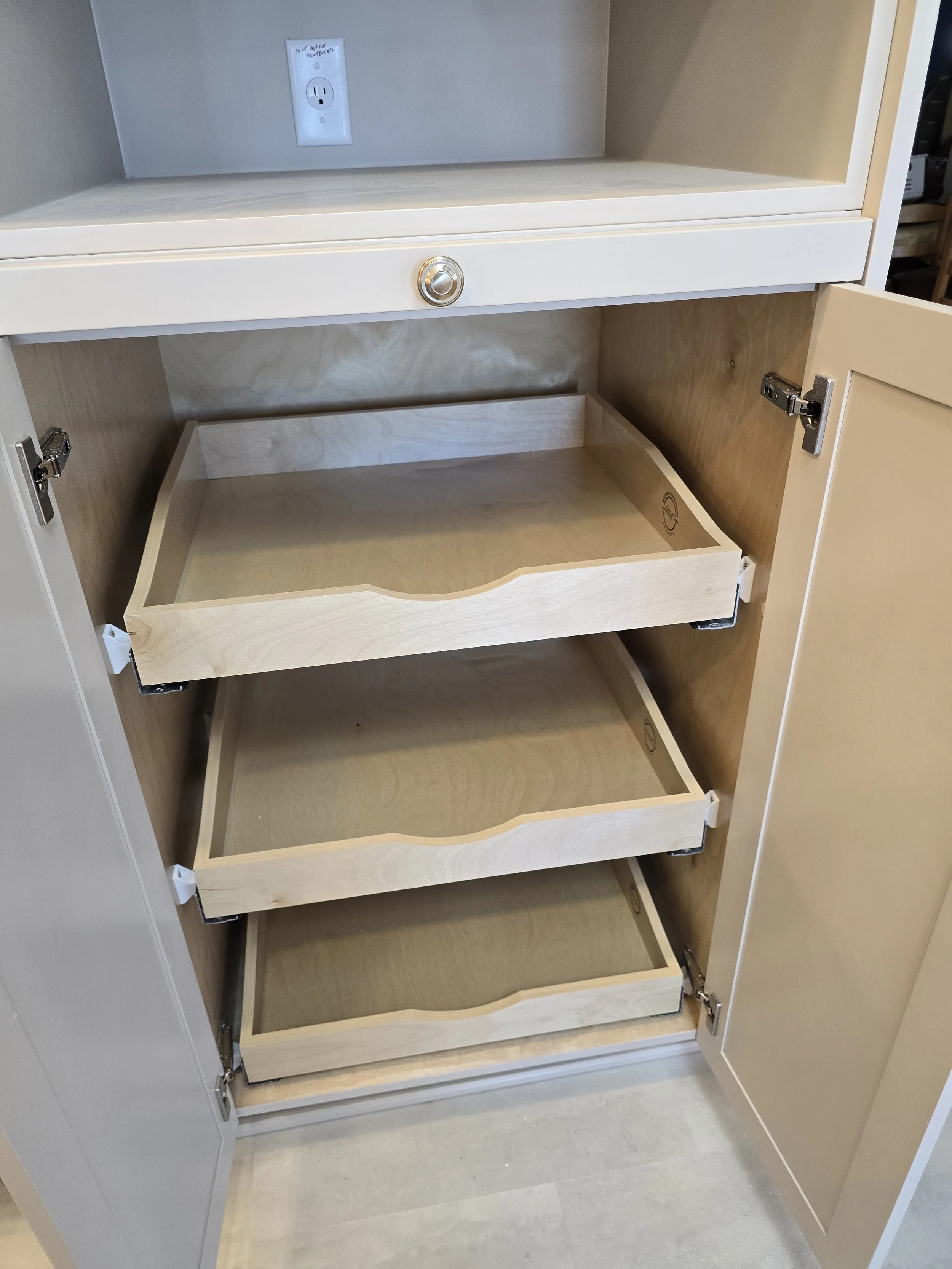 CB 1 Kitchen 10.jpg