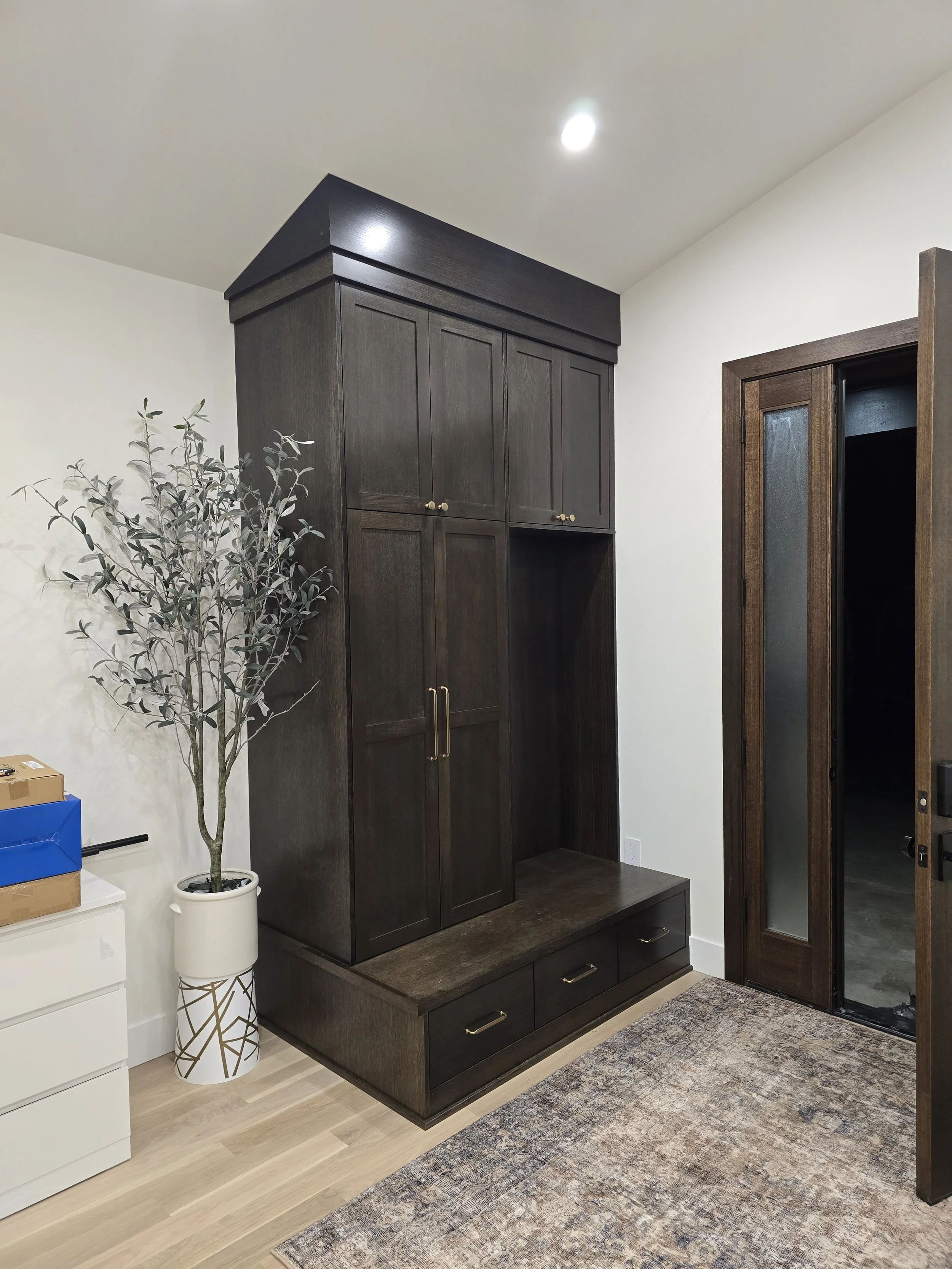 DVS 1 Mudroom 1.jpg