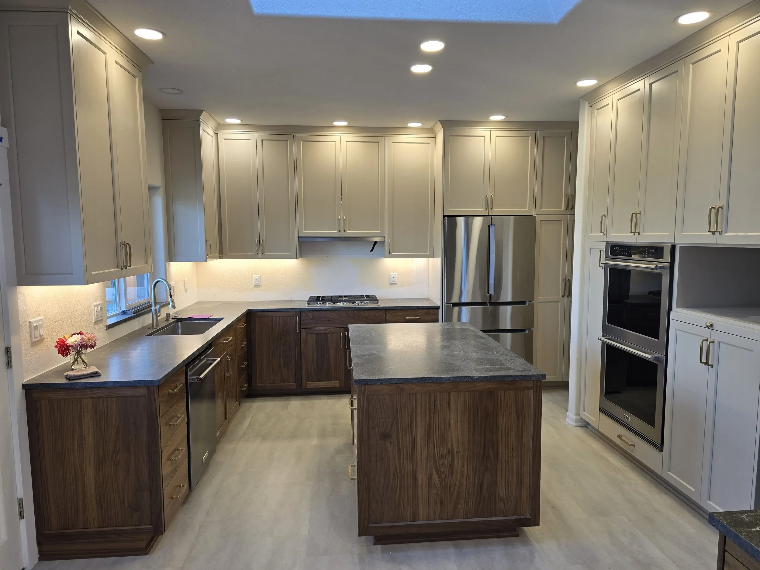 CB 1 Kitchen 1.jpg