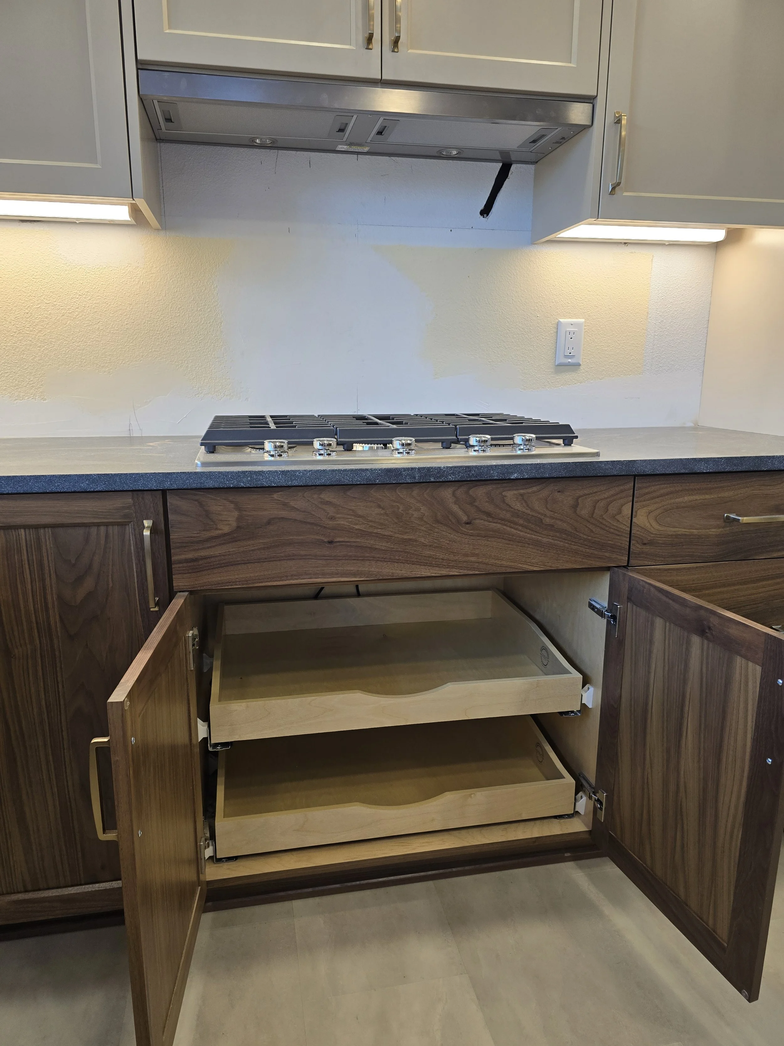 CB 1 Kitchen 9.jpg