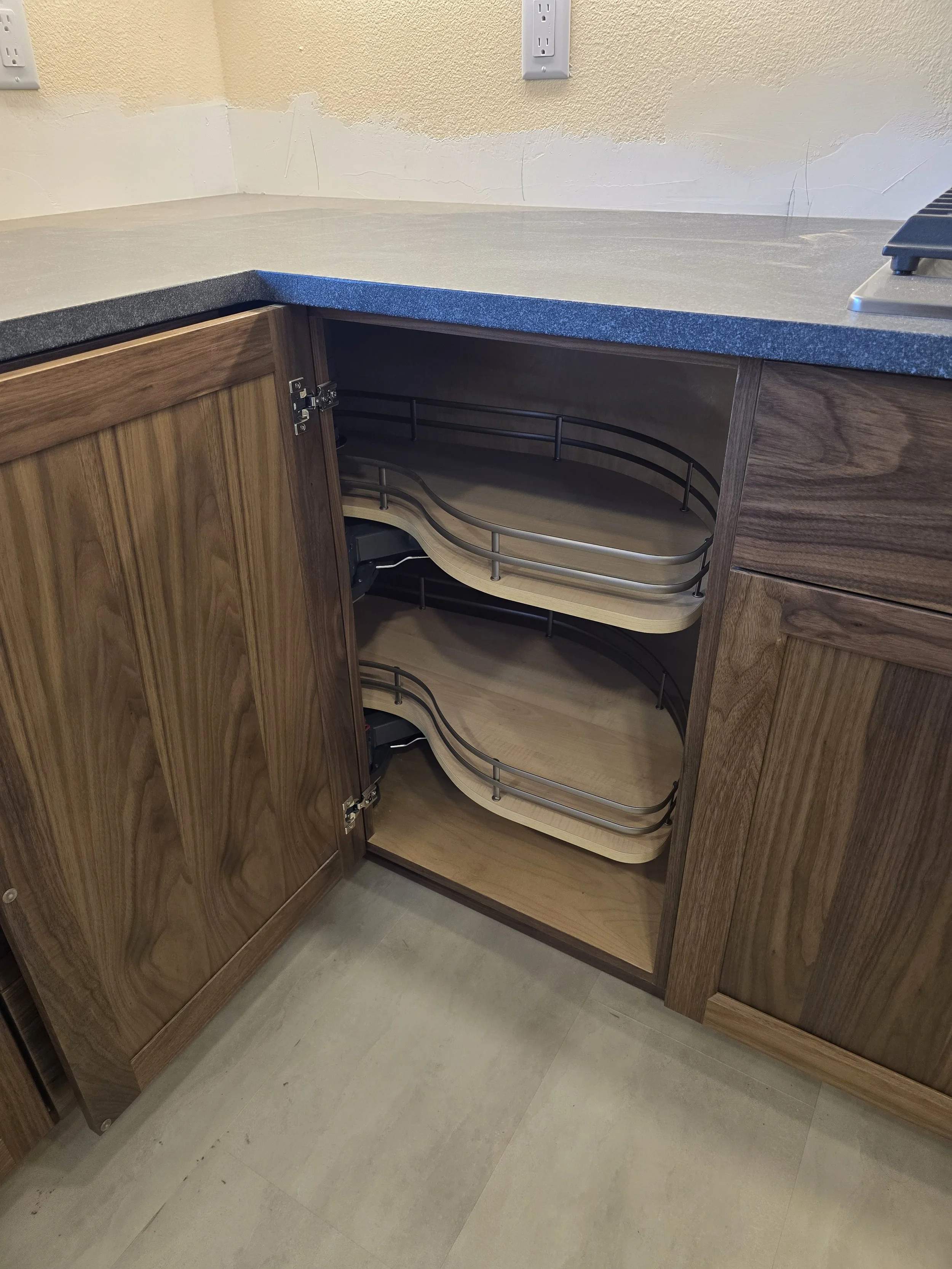 CB 1 Kitchen 7.jpg