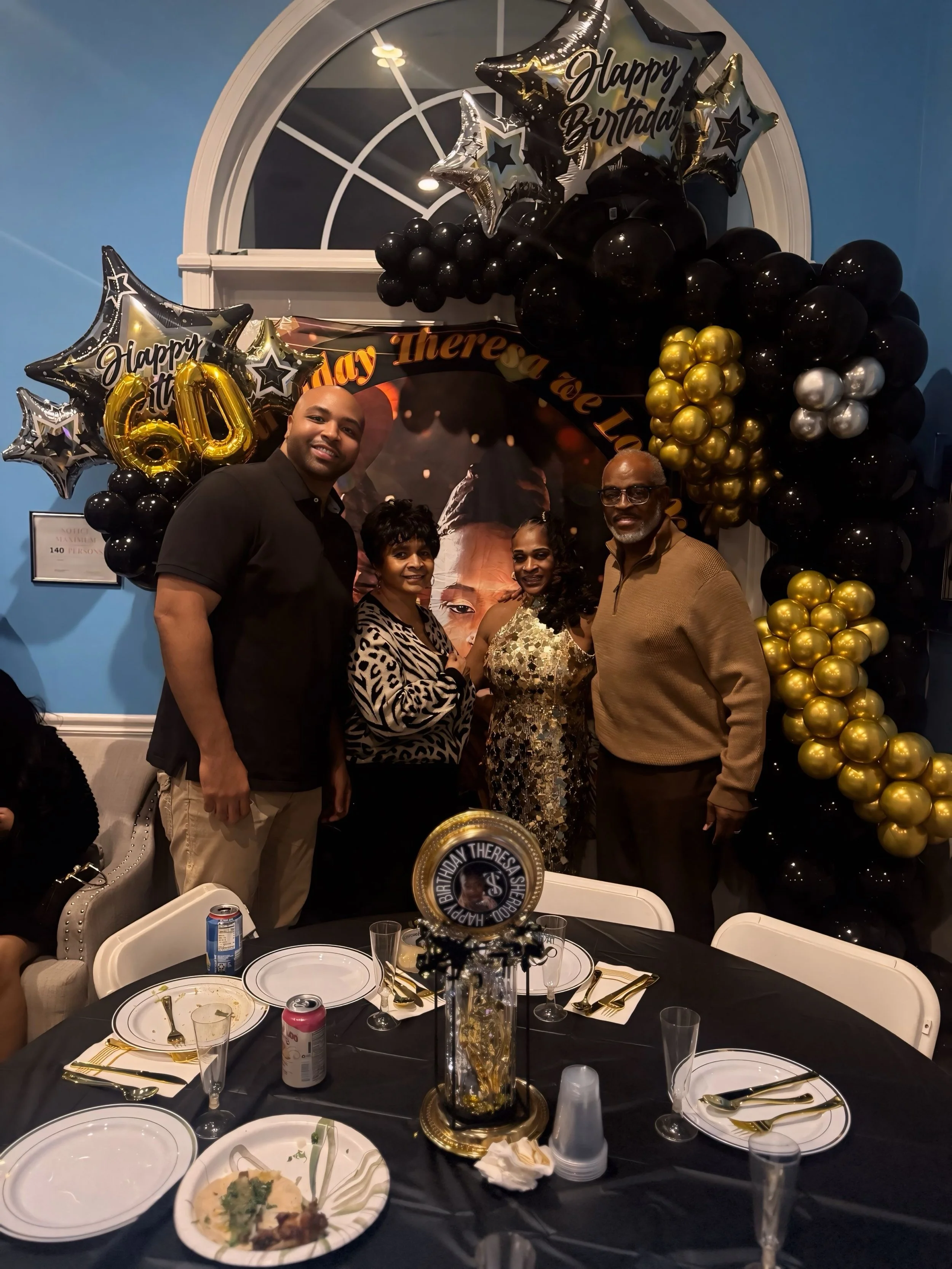 custom balloon backdrop by ai wish creative solutions.JPG