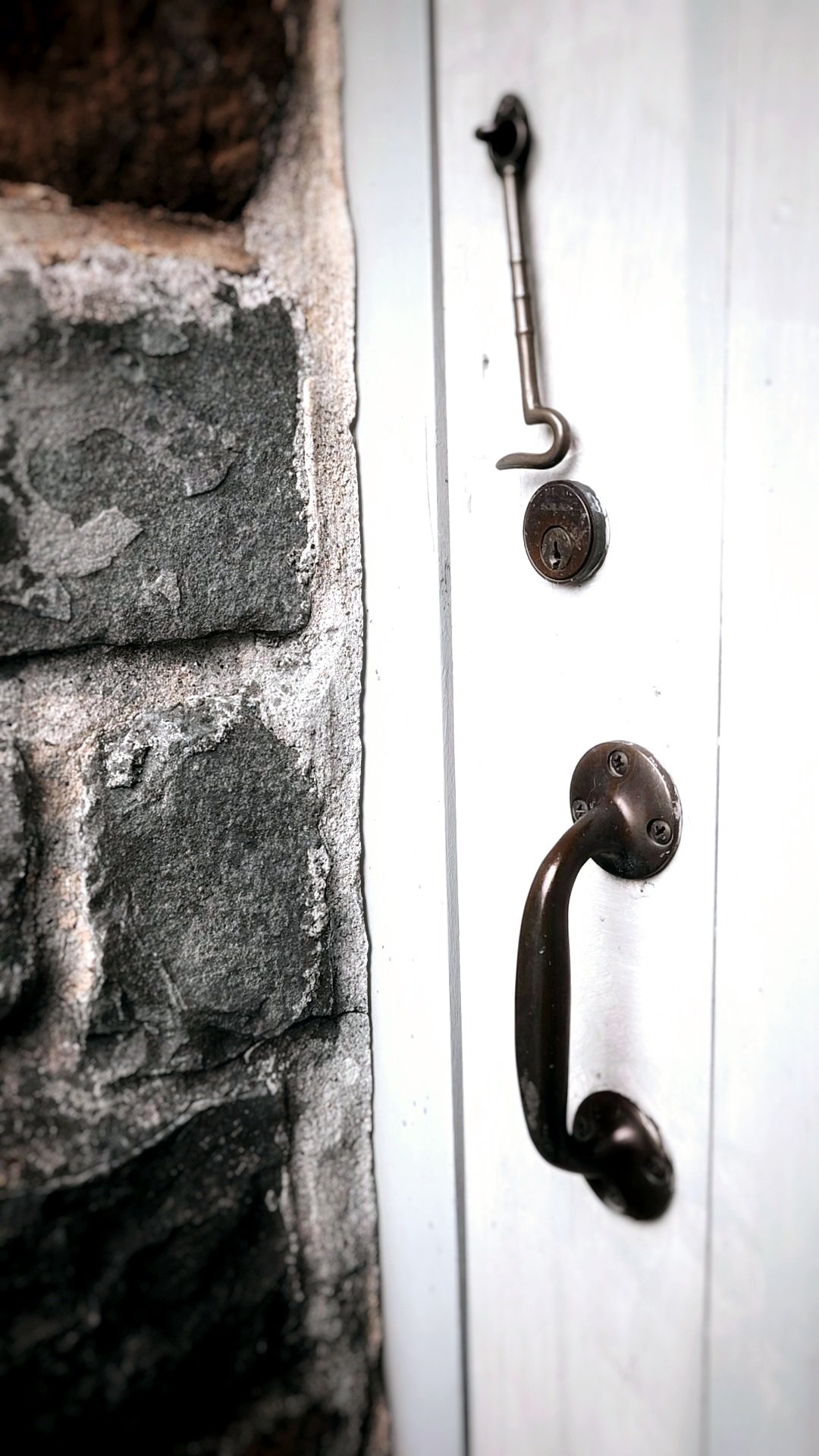 Vintage brass handle at Signal Hill.