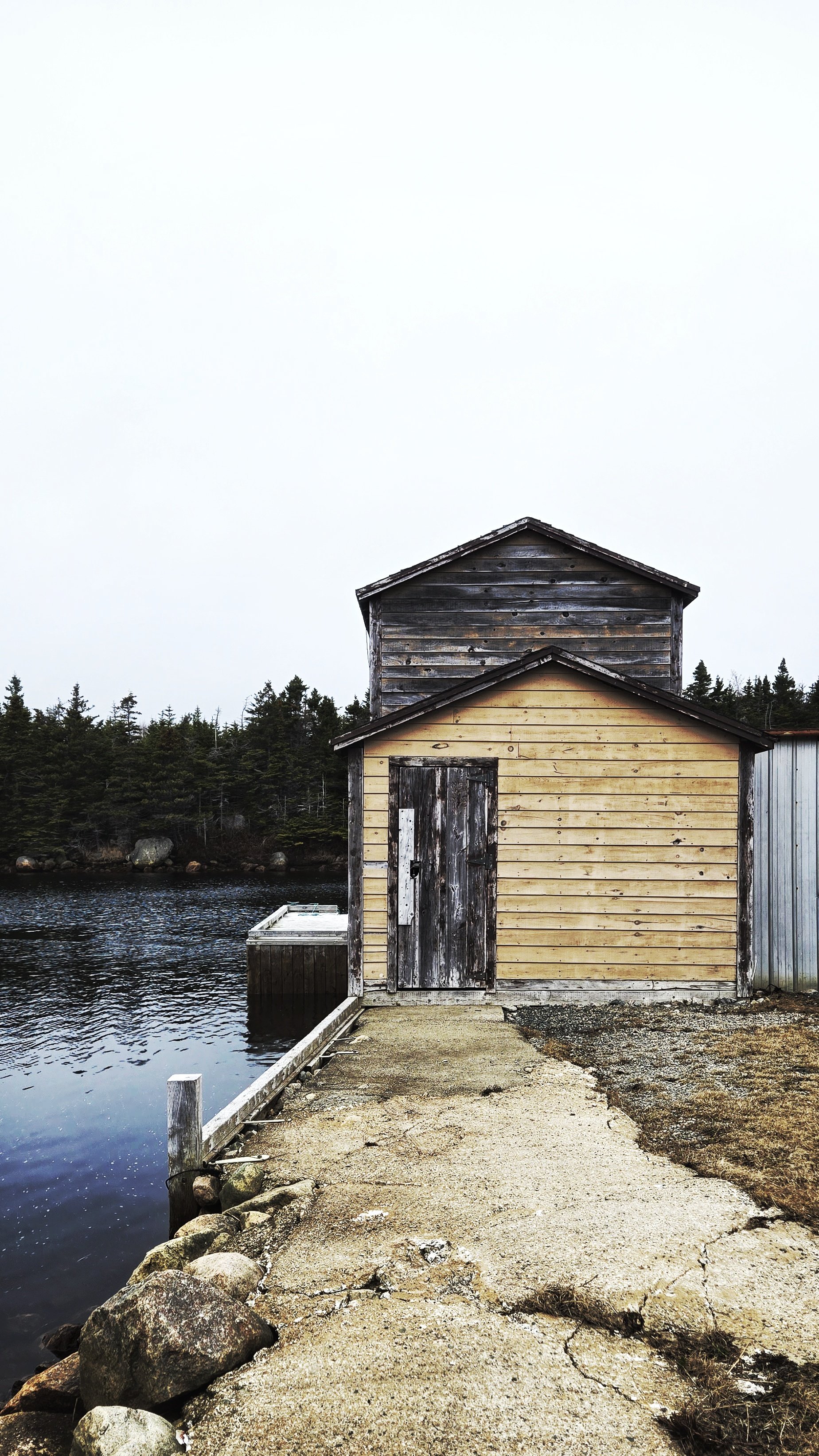 Fishing stage in CBS.