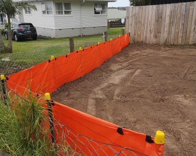 silt fence installation on Auckland residential earthworks site run by Oxen limited