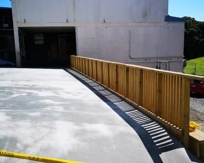 retaining wall and driveway on Auckland residential earthworks site run by Oxen limited