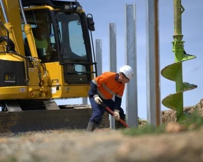 retaining wall construction on Auckland residential earthworks site run by Oxen limited