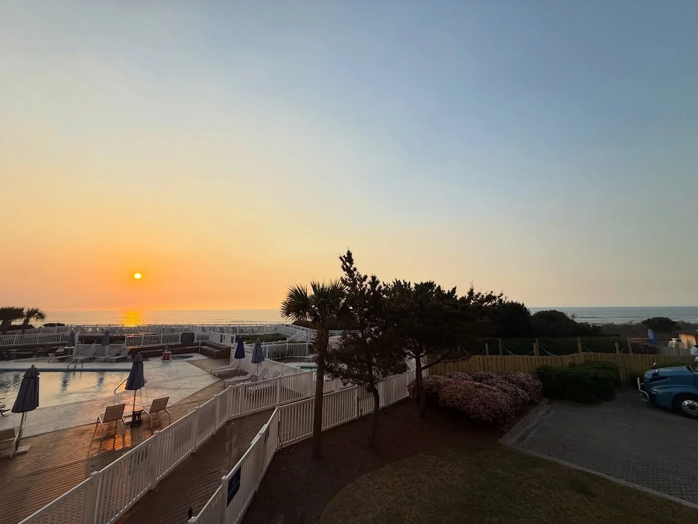 Good morning and happy Tuesday from Wrightsville Beach, NC! We&rsquo;re up bright and early for the second day of the @braininjuryassociationnc conference. 

We are doing our own grounding and Recreational Therapy before our big presentation this mor