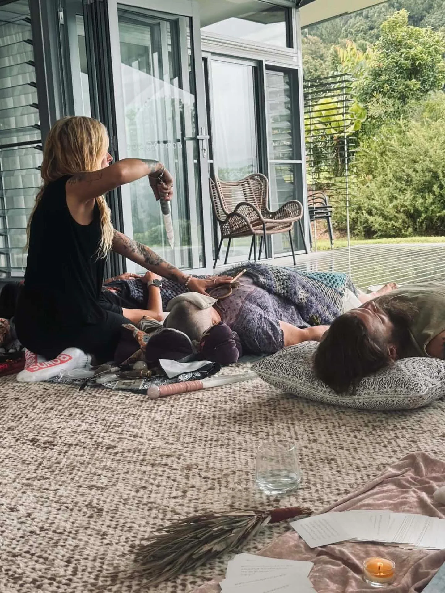 How does a Et Transmission feel? What does it to your body? 

These words made me giggle and I have to say reading each one who has sent me a testimonial is so special because how do you explain something so unexplainable yet completely life changing