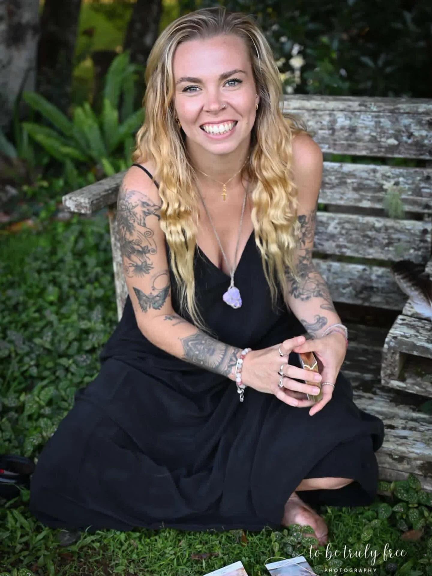 Hi beautiful beings, 

Recently I had to get a head shot for an exciting event in Sydney and captured this in my element cards in hands swords at my feet and under my fav tree! Thank you to @to_be_truly_free_photography 

I&rsquo;ve gone through a ma