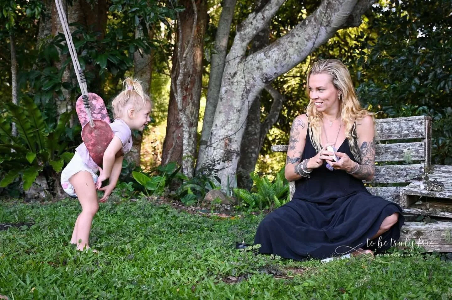 If I could pause time it would be here in these moments 💖

When I&rsquo;m trying to be all professional and capture a head shot for my upcoming event in Sydney but this little one reminds me don&rsquo;t take life so serious mummy!! 
We&rsquo;re only