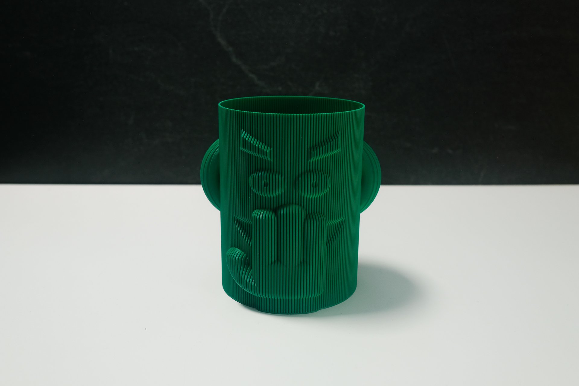 Tee-Hee Container