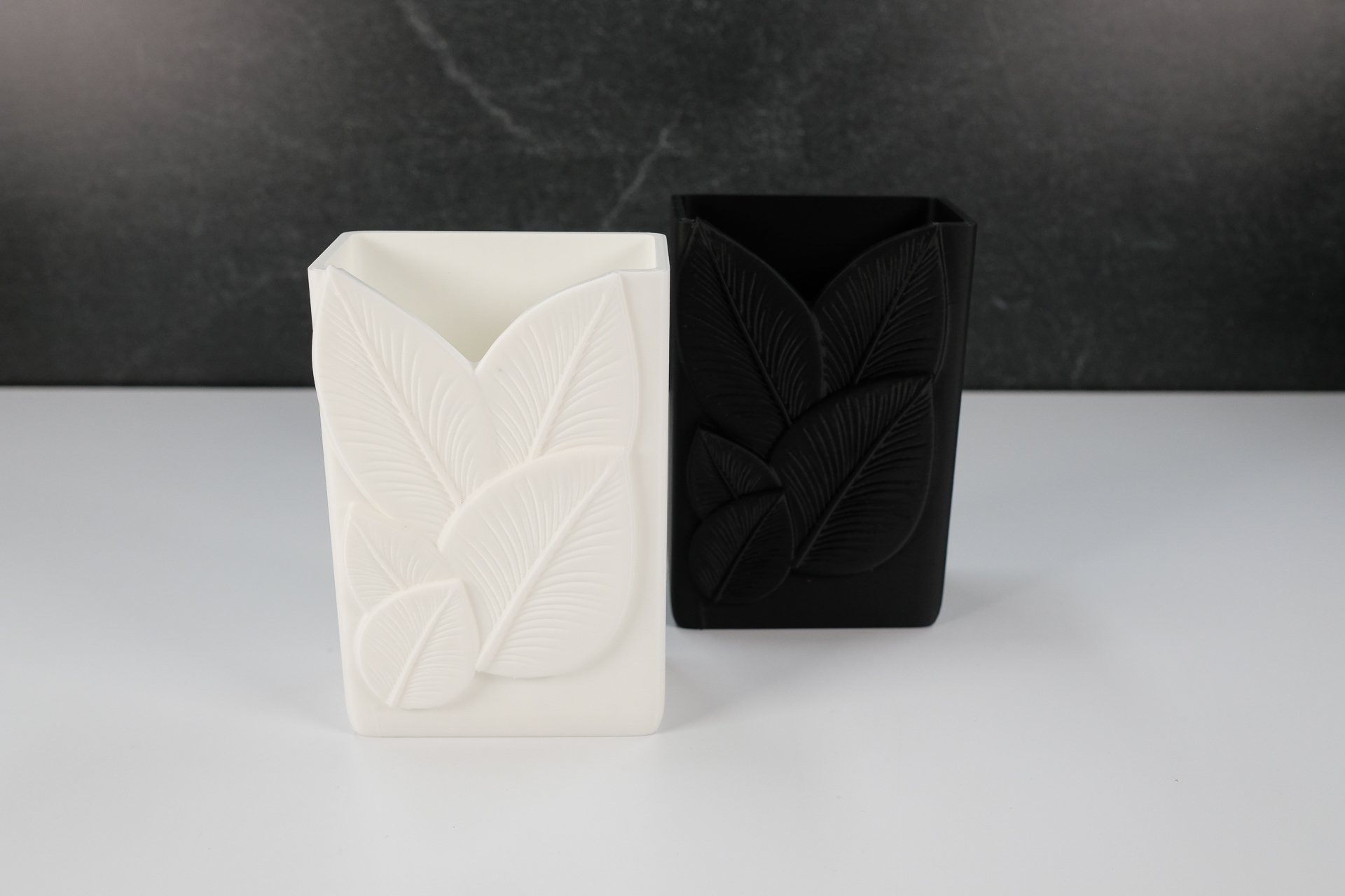 Box Leaf Vase