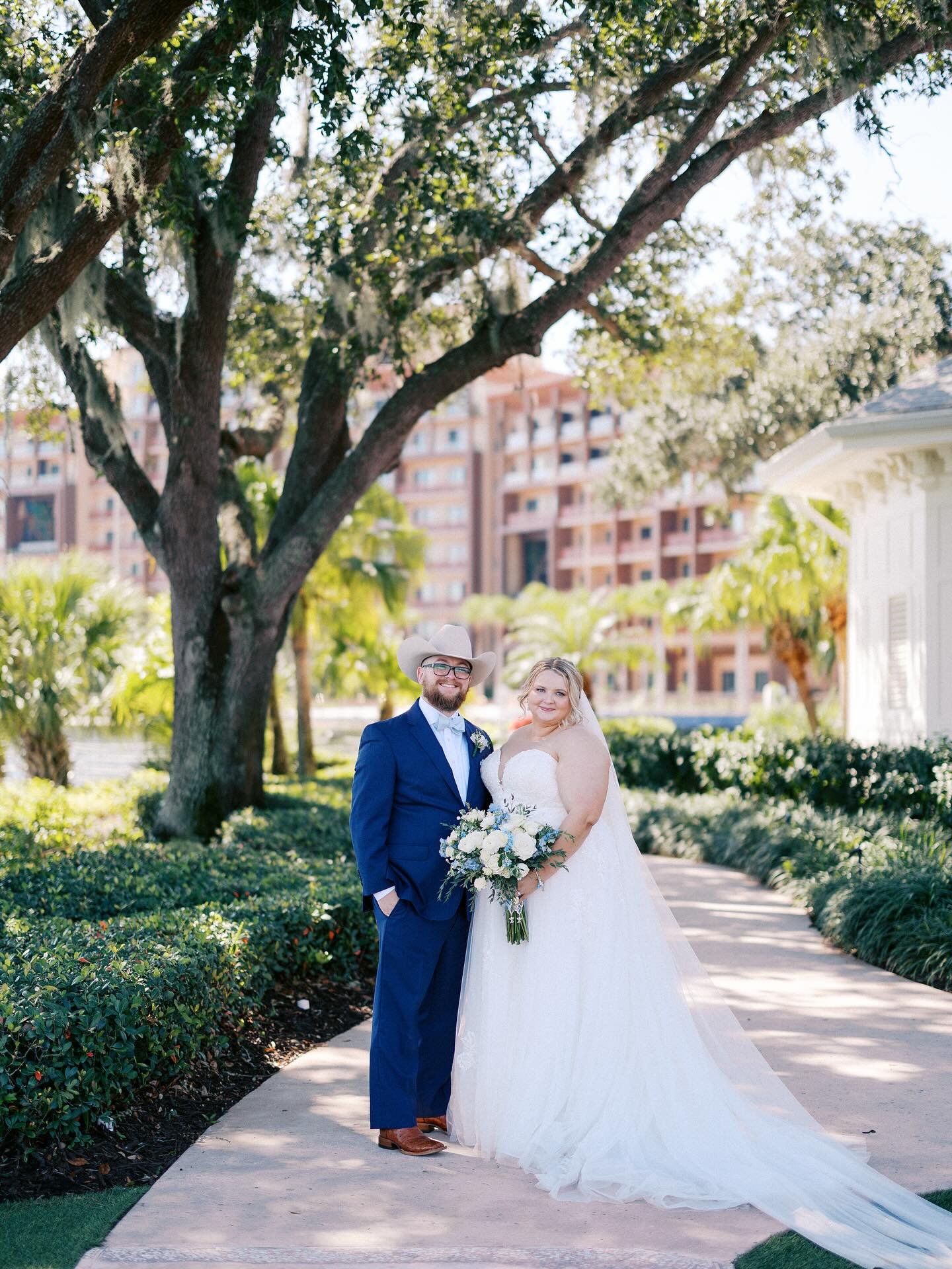 Alexandrea and Collin&rsquo;s Fairytale Wedding was filled with grace, romance, and unforgettable Disney magic! Congratulations to the beautiful newlyweds. 10.23.25 ✨

Photo Love: @casiemariephotography 

@stacieottohairandmakeup / @goldenviewvideoco