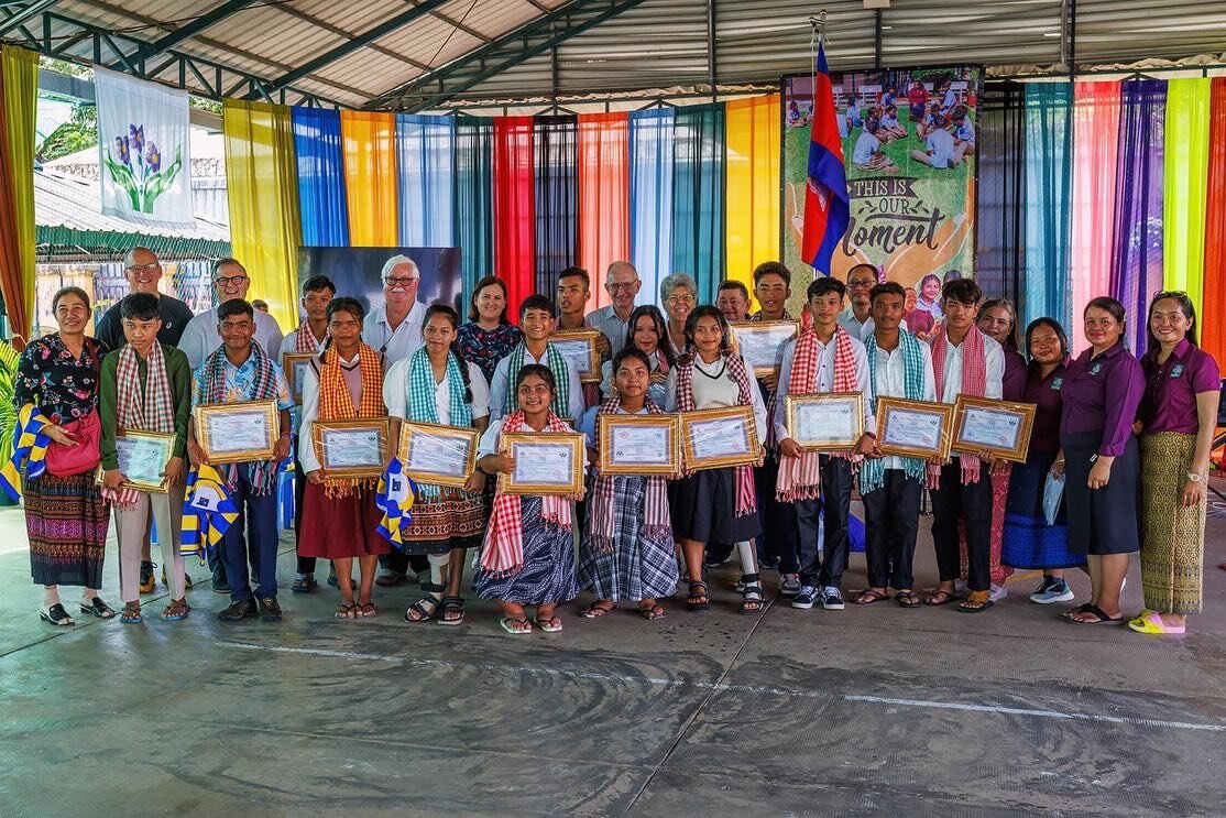It was an honour for AMS CEO Bec Bromhead and Board member Mark Elliott to visit the La Valla Project and join their Grade 6 graduation. 

The team at La Valla do exceptional work making sure that these young people can access a quality education and