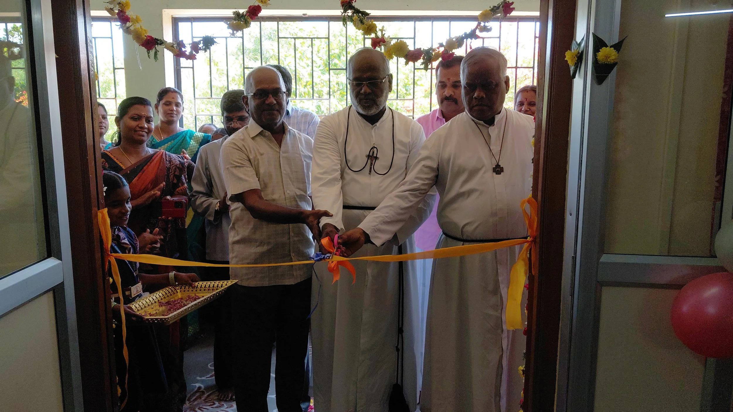 From Dundas, Australia to Viyalanmedu, South India: St Patrick’s College Fundraising Brings New Computer Lab to Marist School