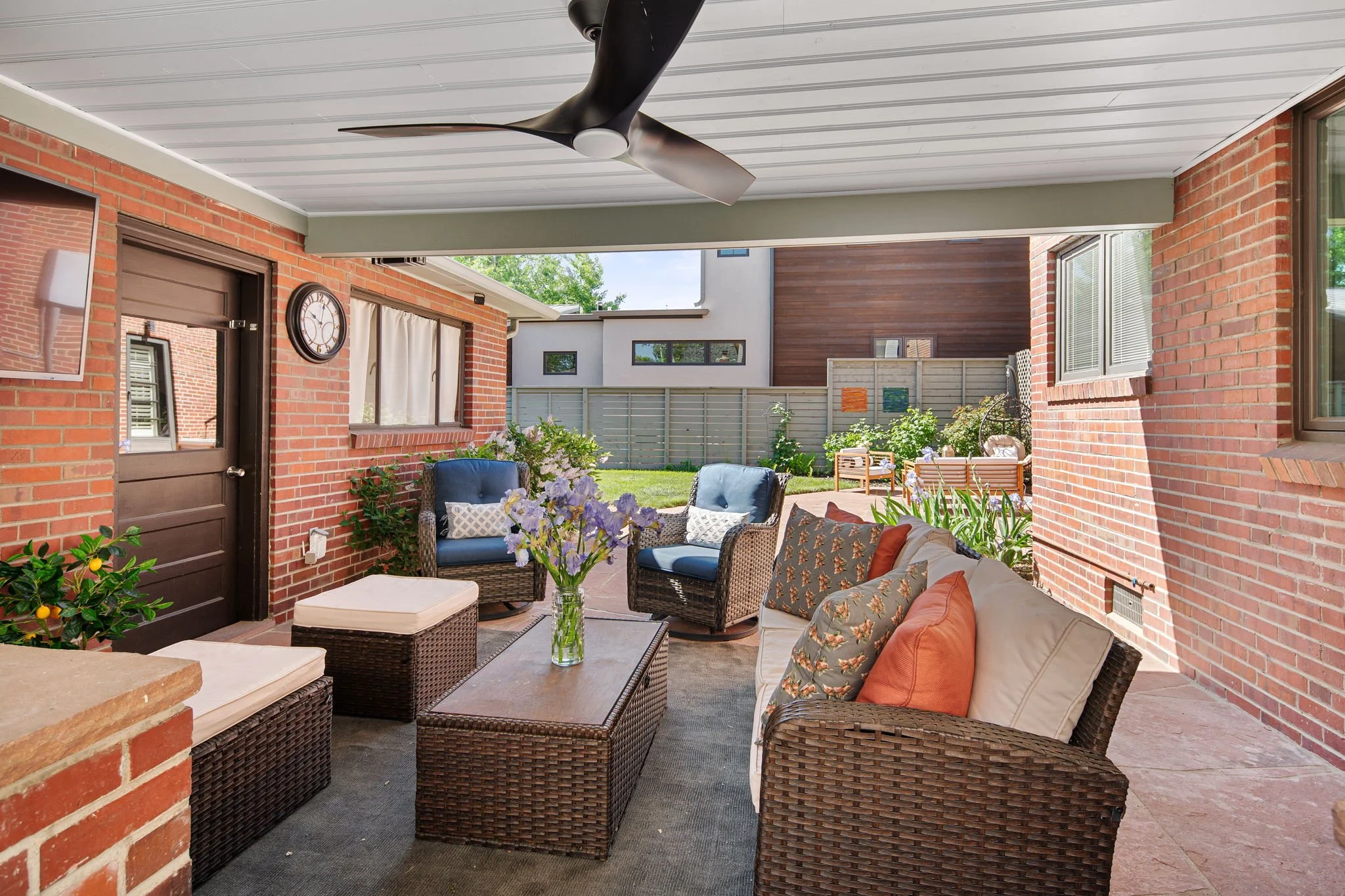 patio1.JPG