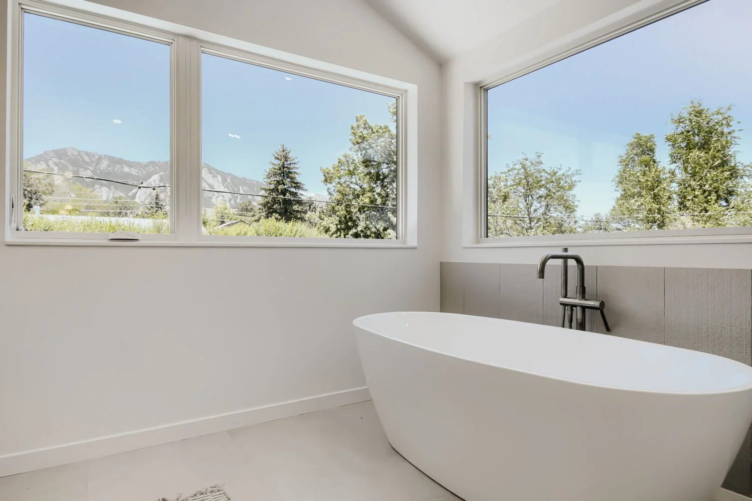 1365 Georgetown Rd - Web Quality - 024 - 24 Primary Bathroom.jpg