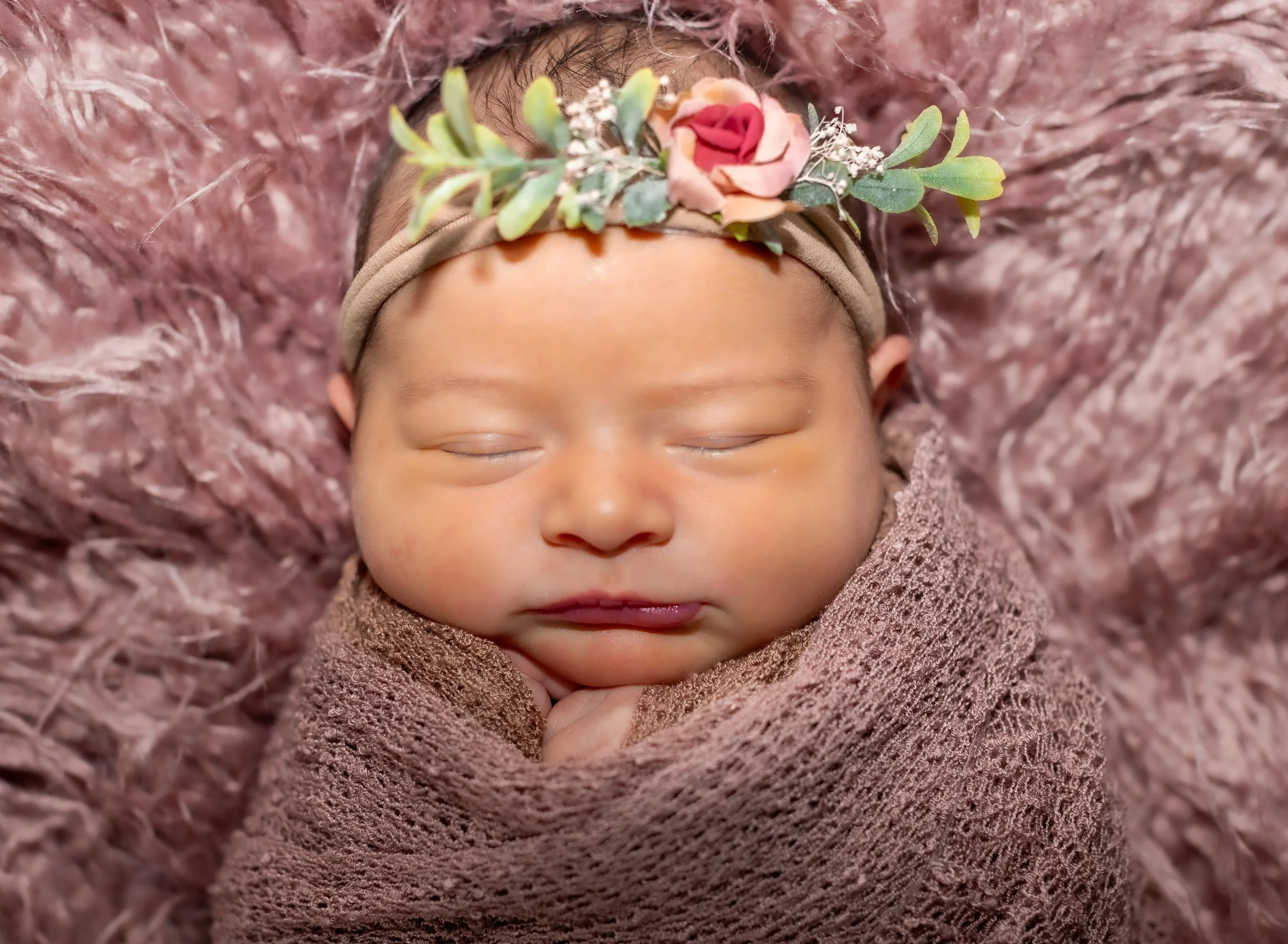 Kayla-newborn-2025-59.jpg
