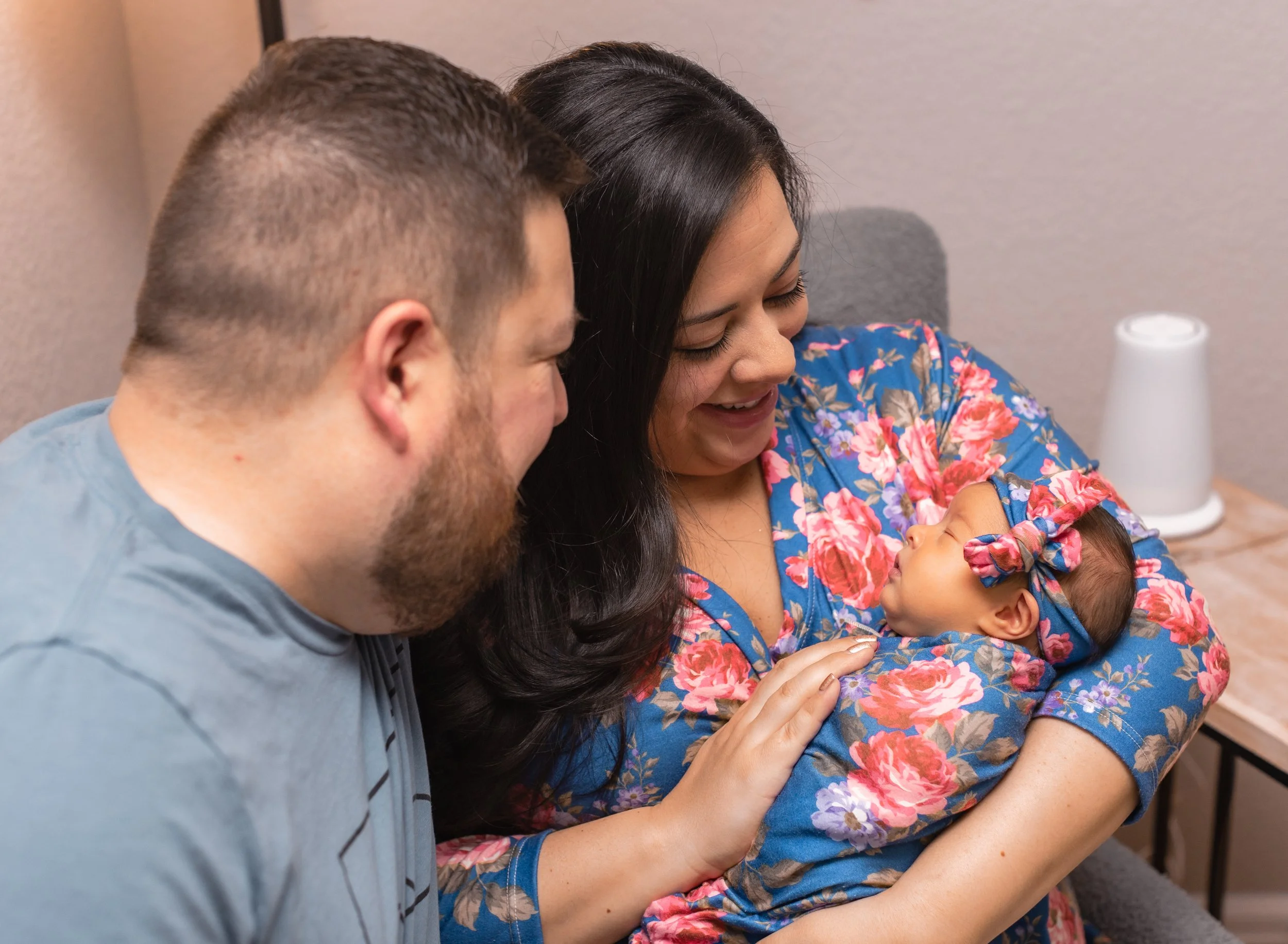 Kayla-newborn-2025-5.jpg