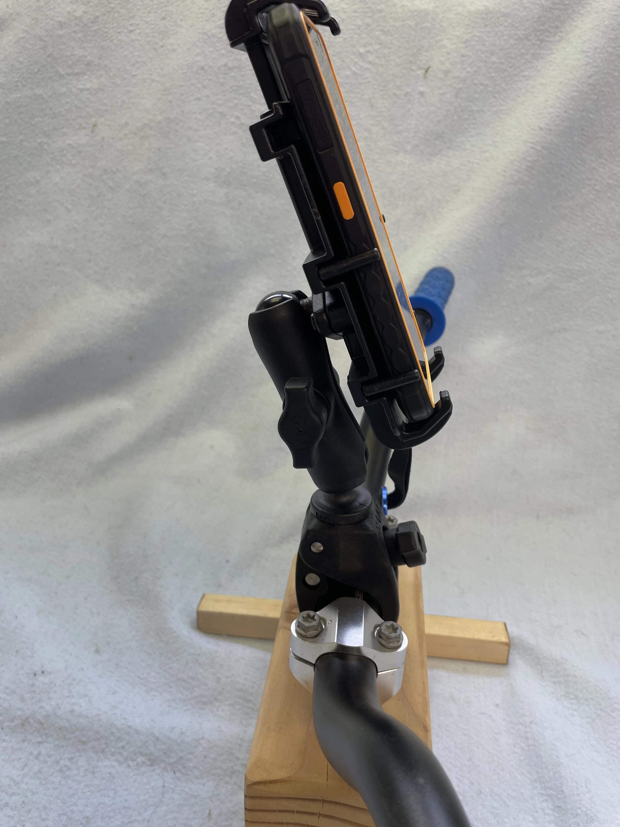 Ulefone Android Phone with Remote and RAM Mounting Hardware