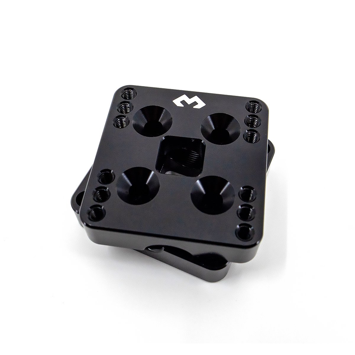 DMD-AMPS-BASE-01.jpg