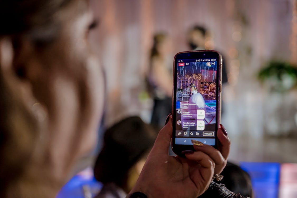 Why Your Social Media Videos Get No Views (And How to Fix It)