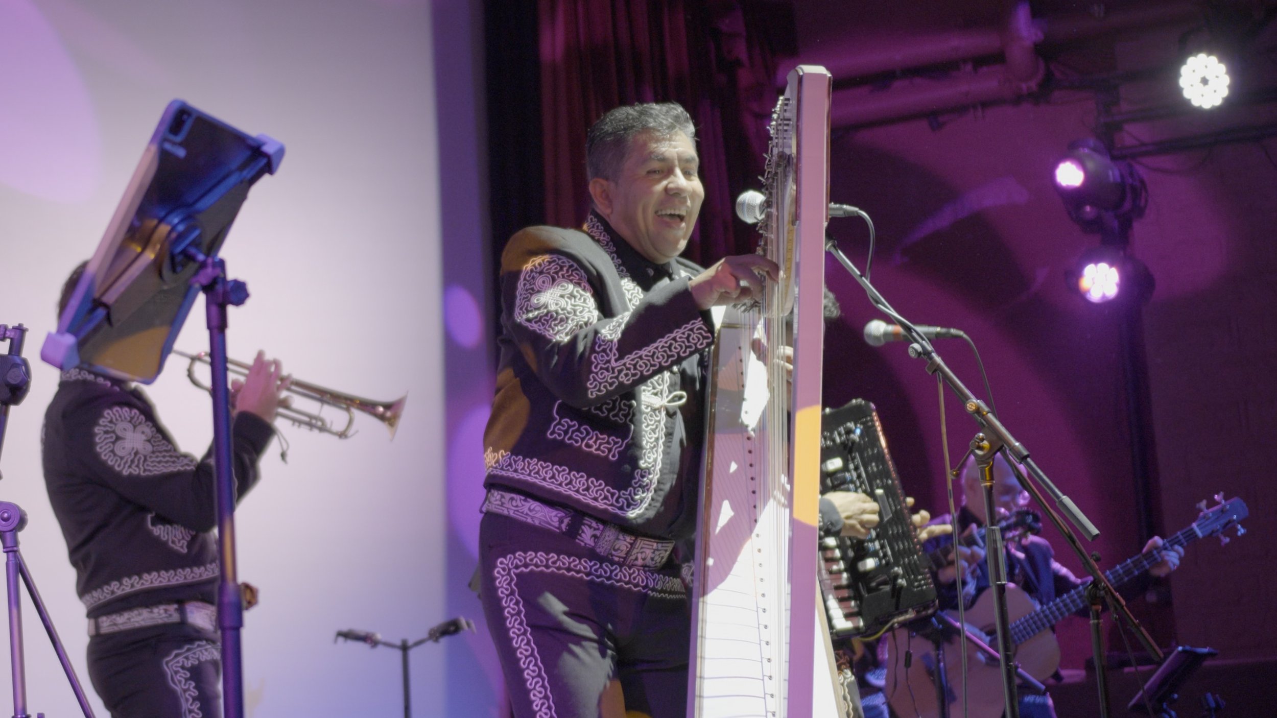 Primera mitad.00_04_48_19.Still008.jpg