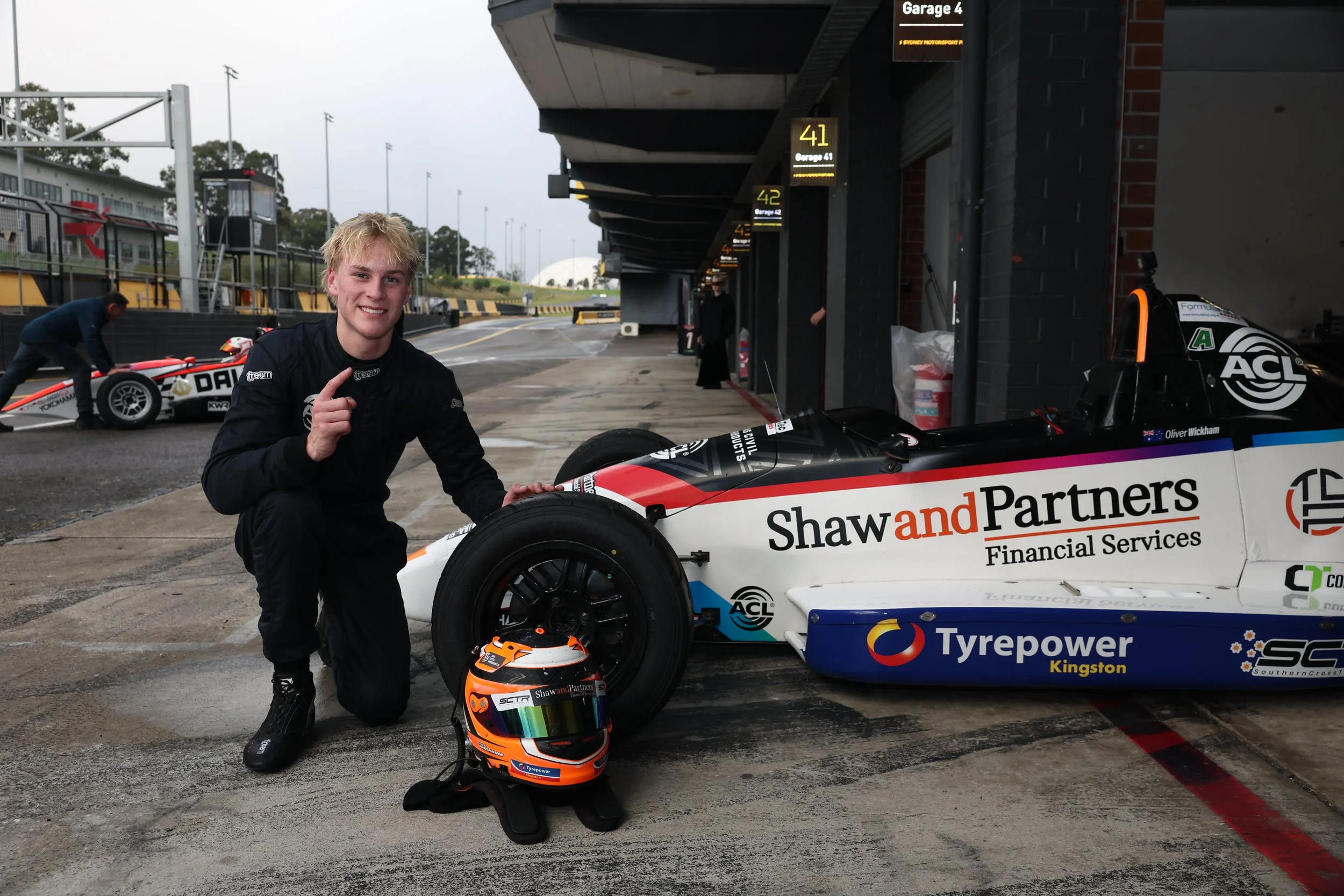Oli Wickham charges to another pole in Sydney