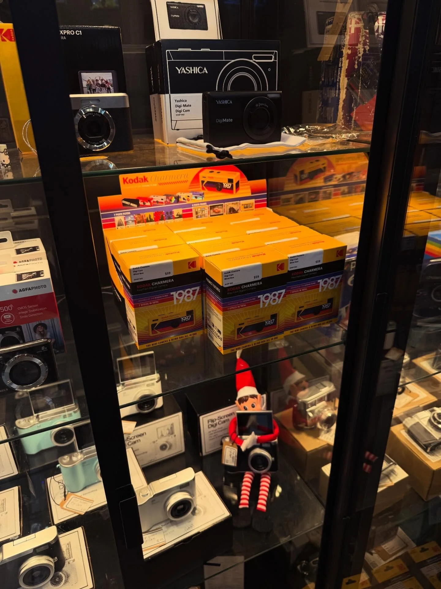 Snap 📸 up these viral Kodak Blind Box cameras, limited stock left! #kodak #retro #camera #vintage #antique #stockingfillers☃️🎅🏼 #sydney #antiques #christmas