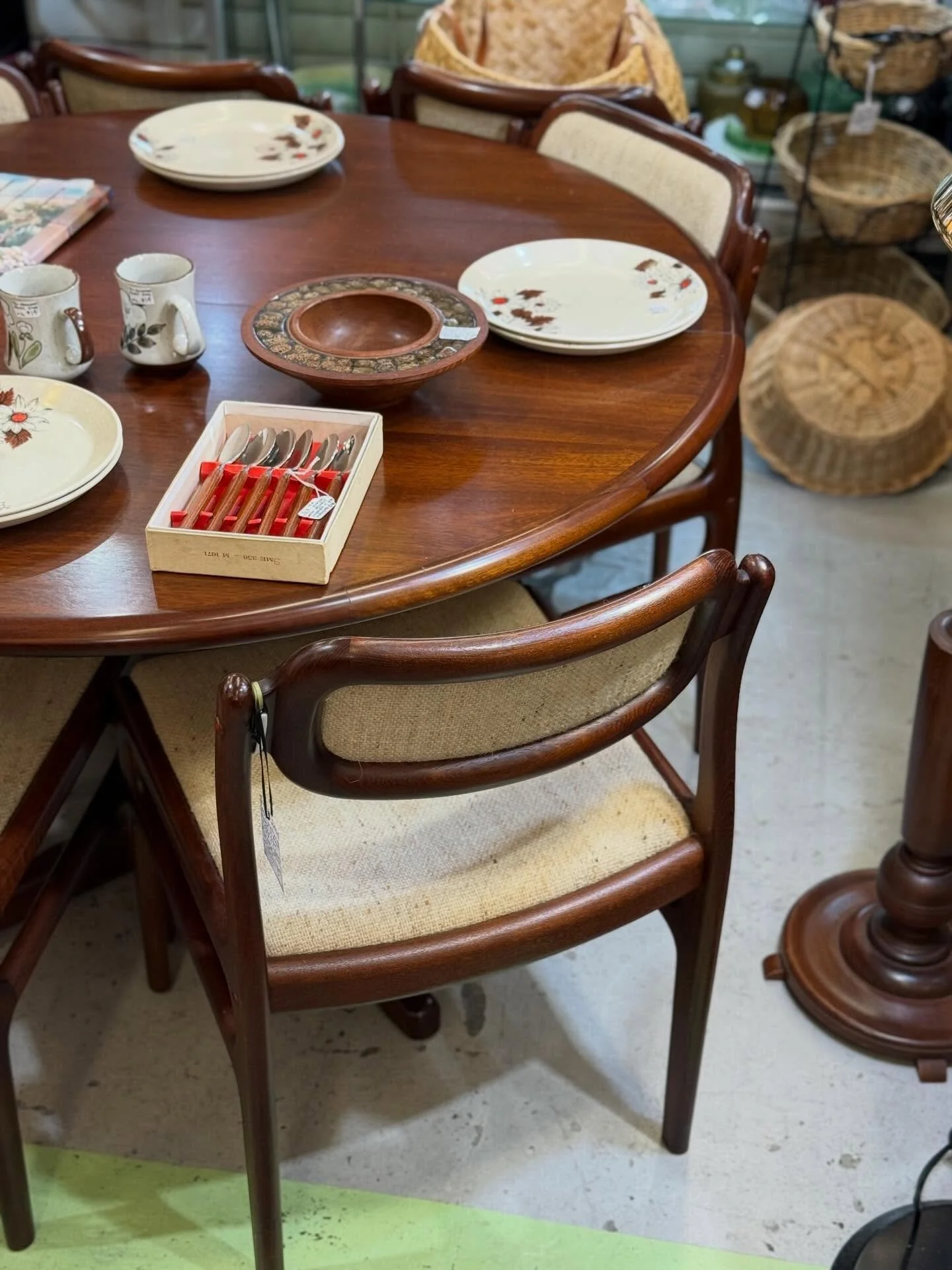 You never know what you need until you see it at Mitchell Road 😘

⭐️ Find your next treasure here ⭐️

Mitchell Road Antique &amp; Design
🕰 Open Every Day | 10 AM &ndash; 6 PM
📍 17 Bourke Road, Alexandria, NSW
🛒Great shopping experience 🛍️
🚙🅿️ 