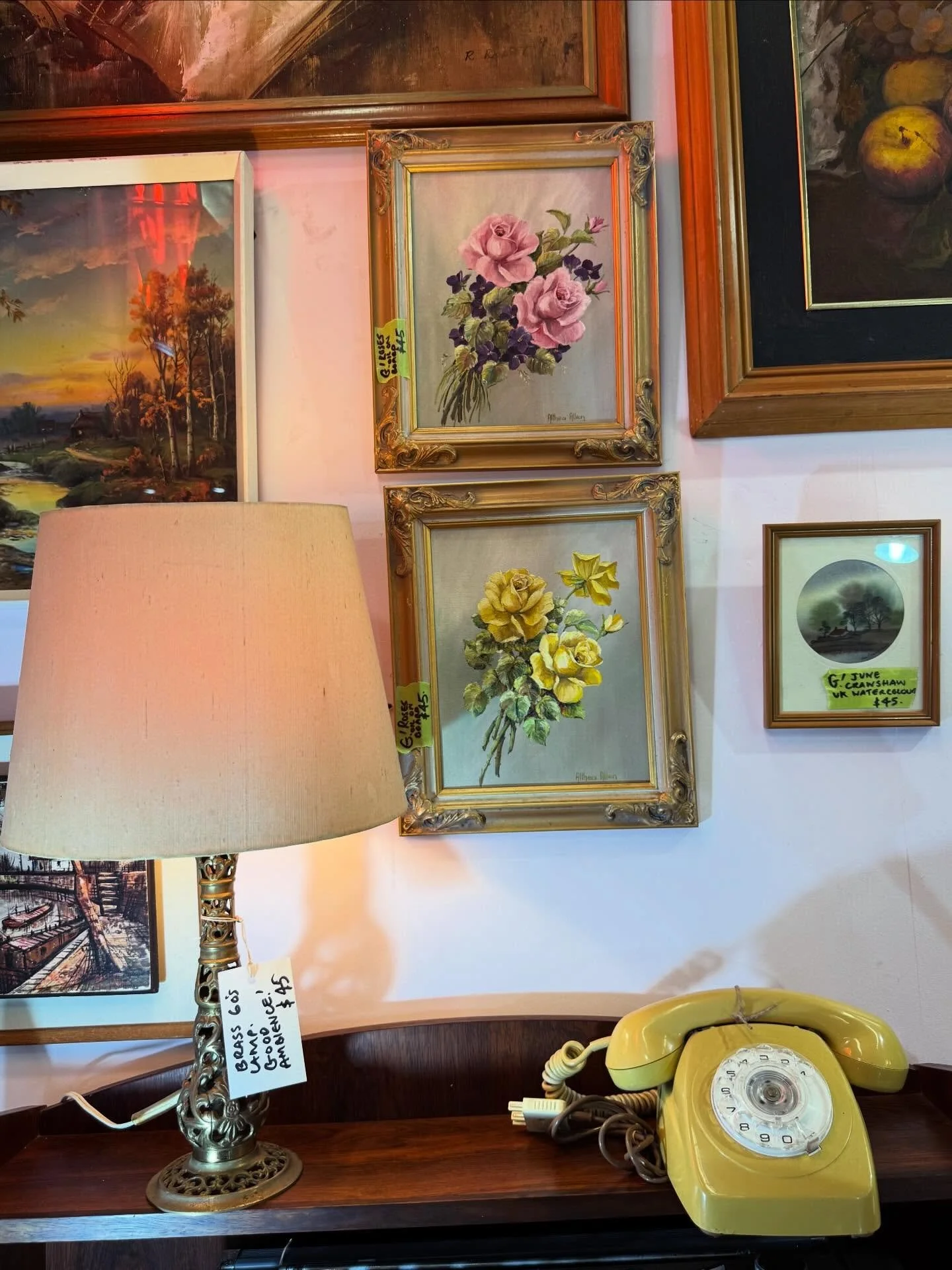 Florals and pastels for Easter? Groundbreaking 💐🐣🎀 #sydney #retro #easter #vintage #antiques