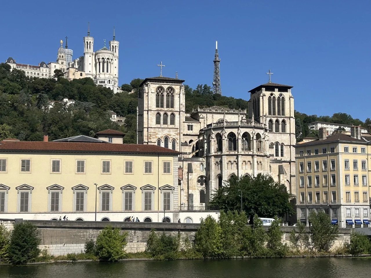 Mise en Place: Lyon, Beaujolais & Vienne