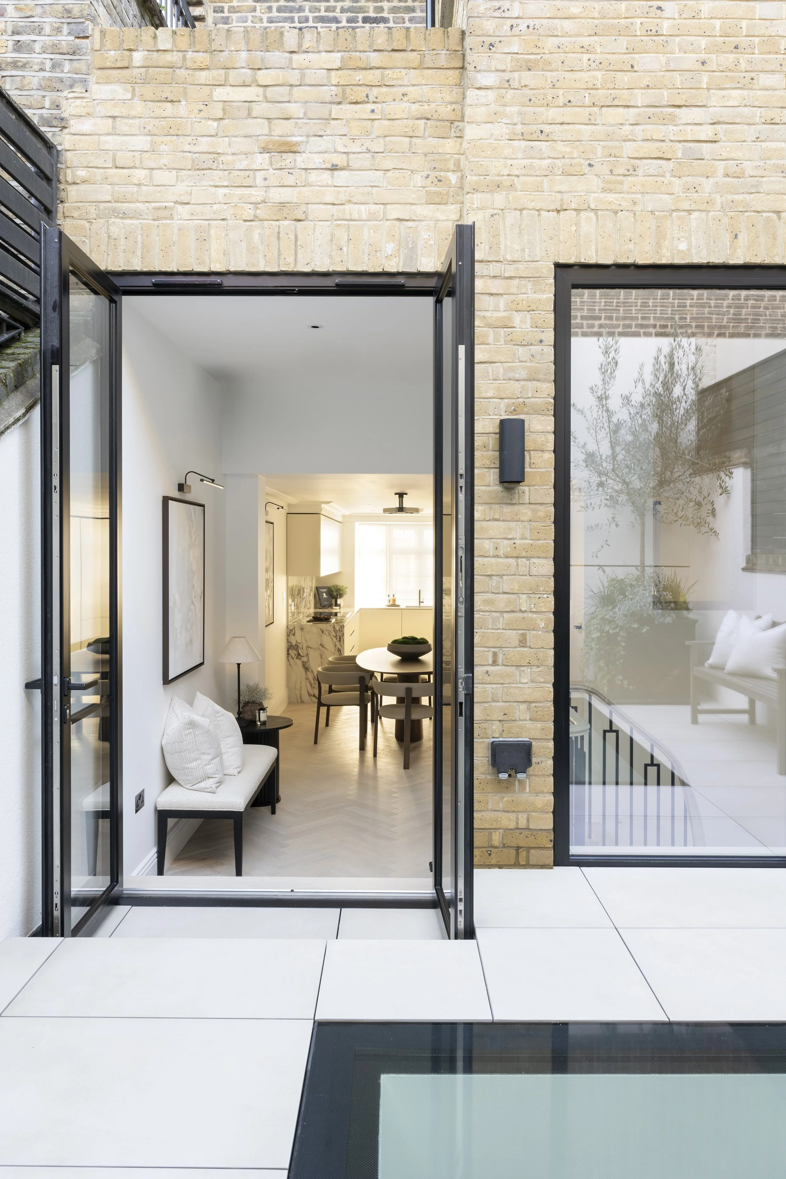 VOBT-26 Montpelier Walk-21_Hi.jpg