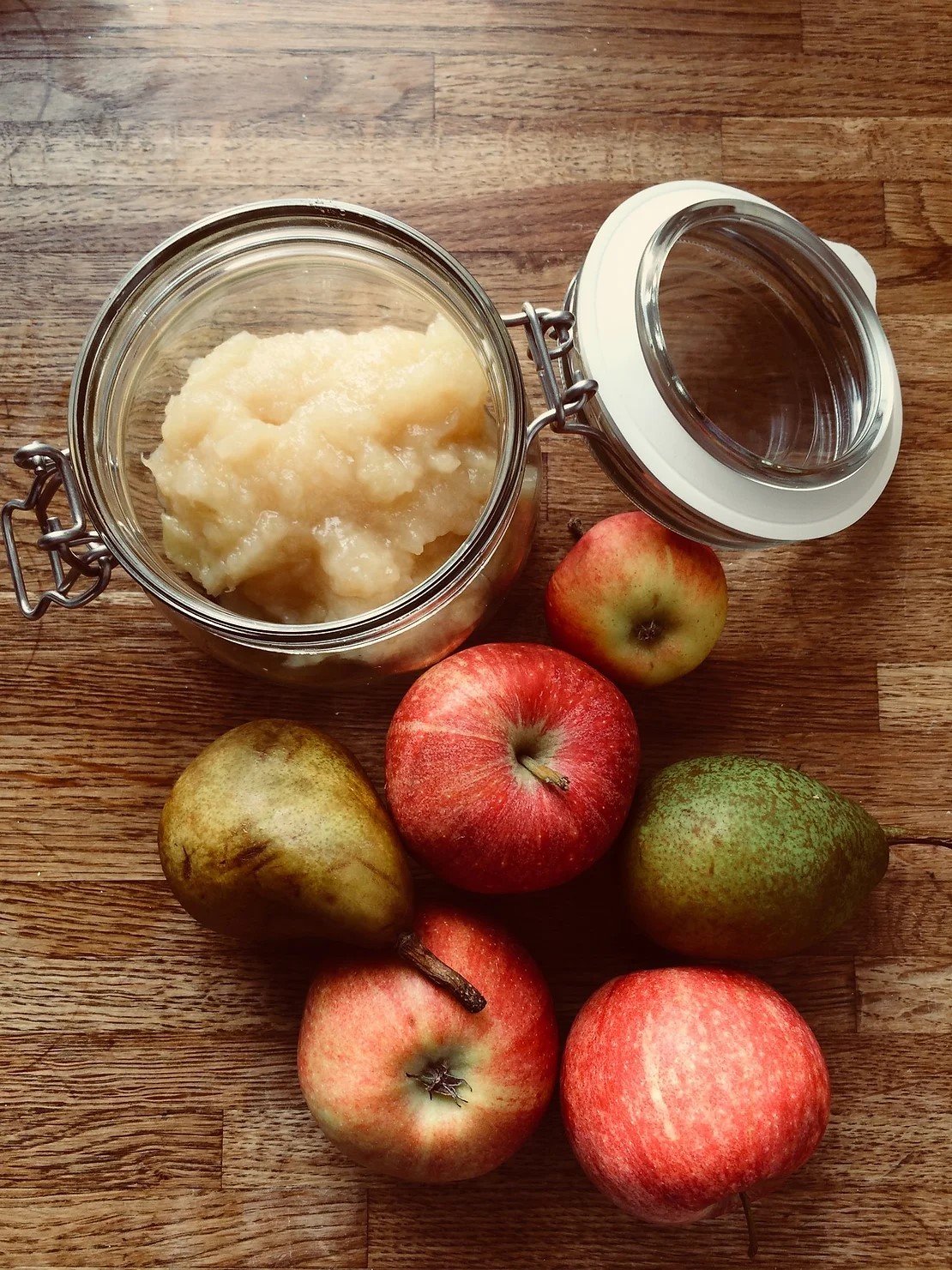Vegan Ginger and Apple Cake