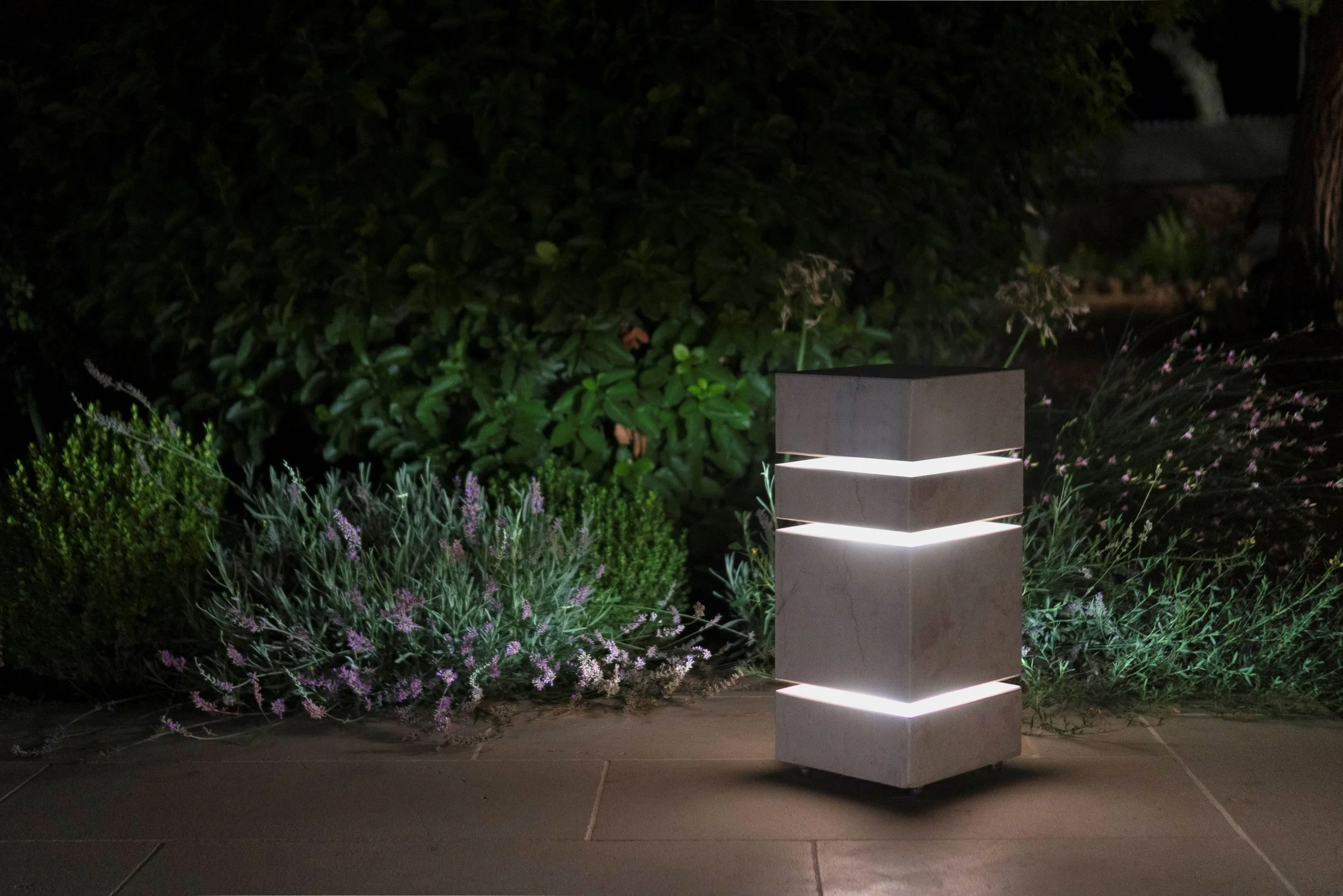 EL-Menhir Minimal-4-RGB LR.JPG