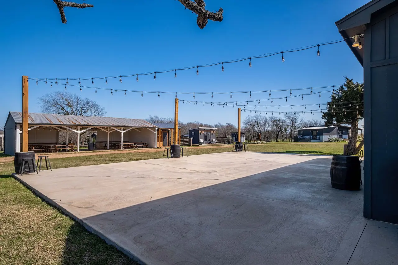 Why a Dance Floor Rental Can Elevate Any Corporate Event